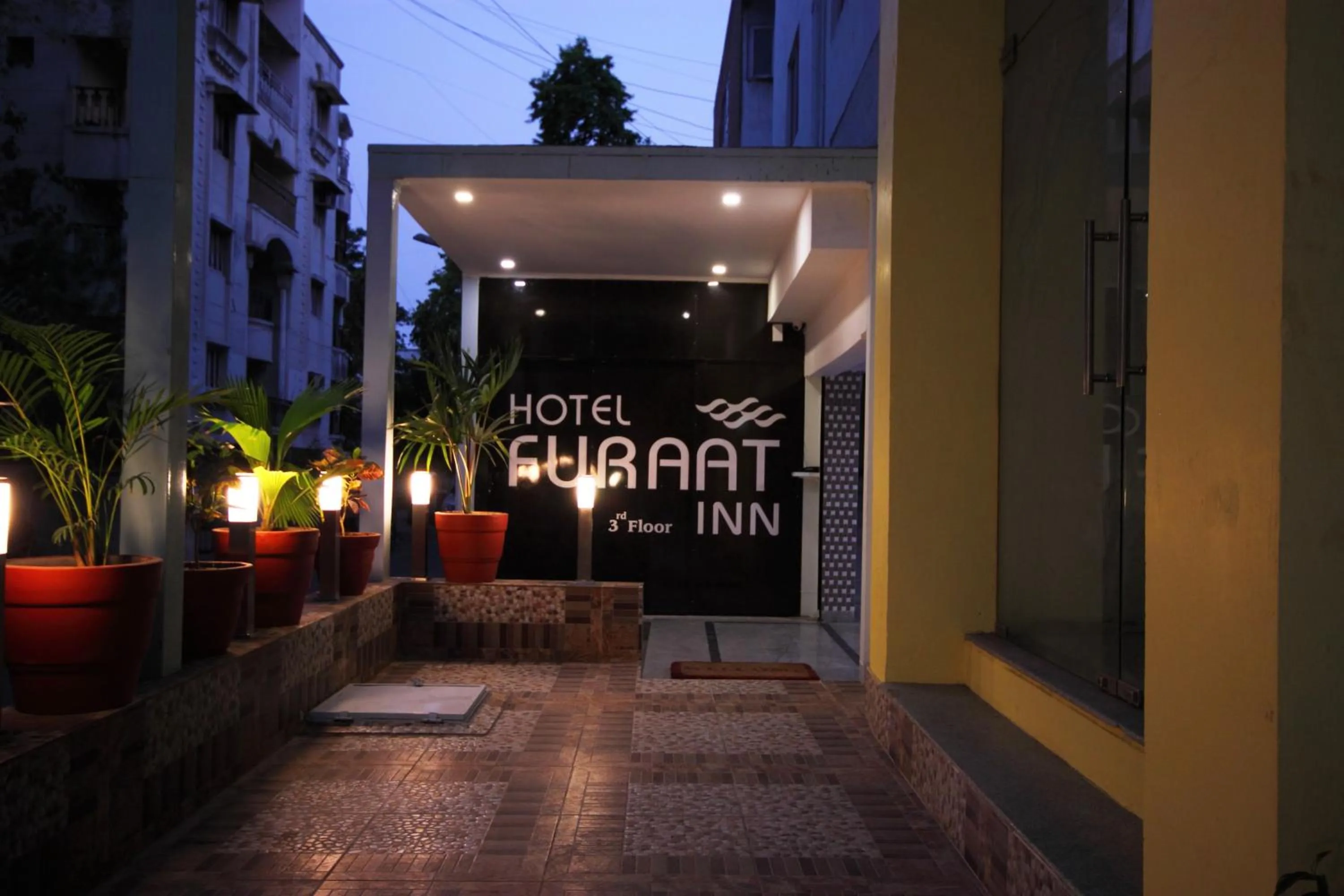 Facade/entrance in Hotel Furaat Inn