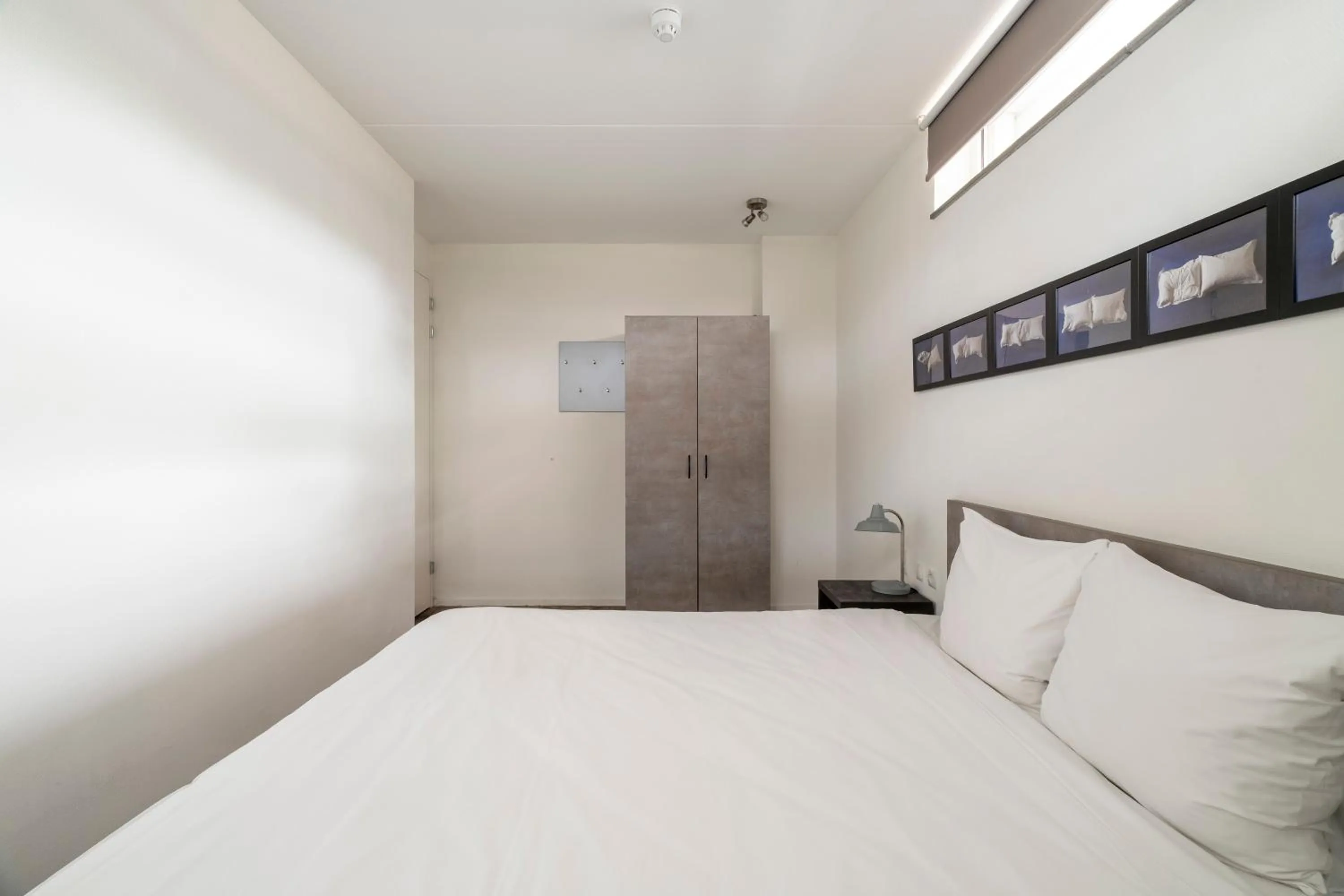 Bedroom, Bed in YAYS Amsterdam Prince Island by Numa