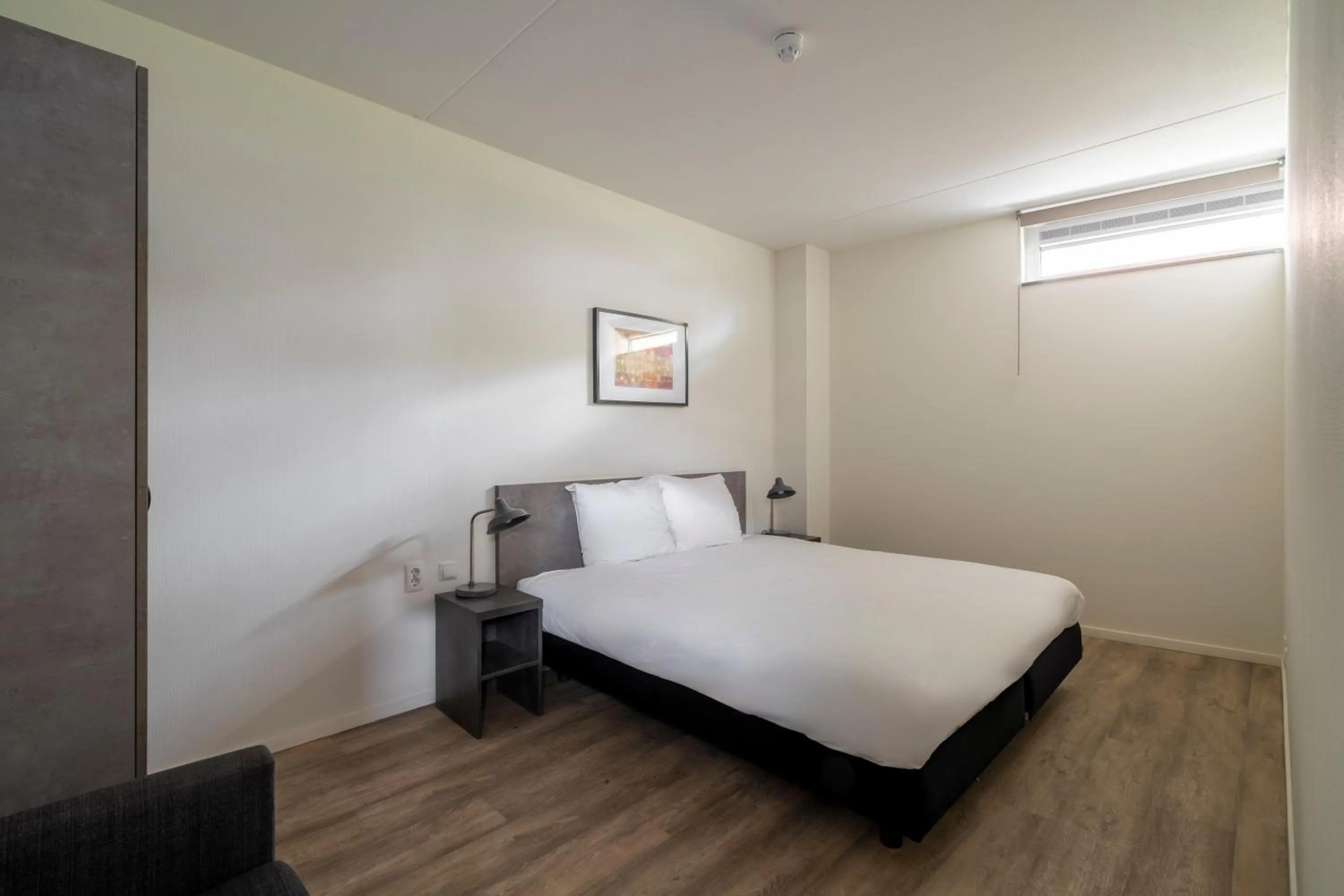 Bedroom, Bed in YAYS Amsterdam Prince Island by Numa