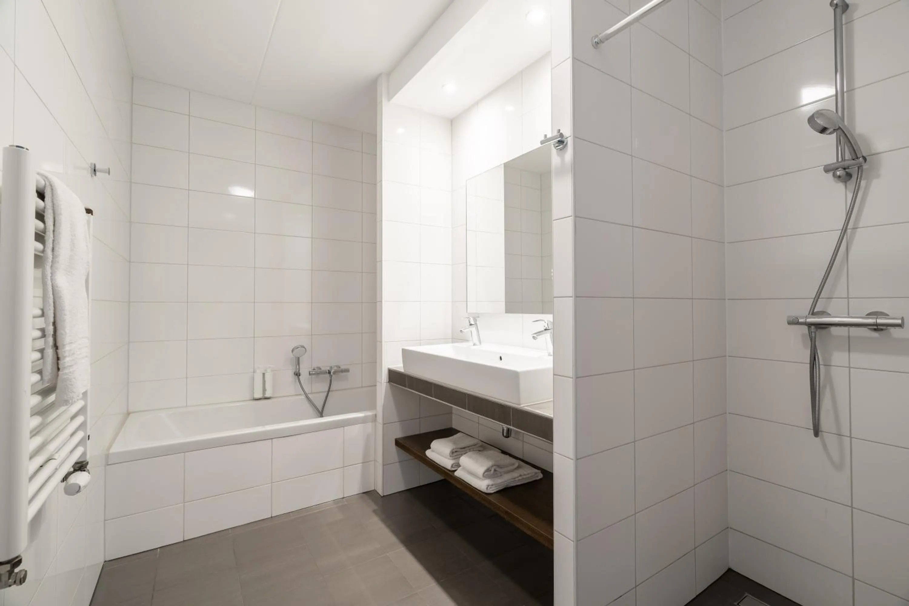 Shower in YAYS Amsterdam Prince Island by Numa