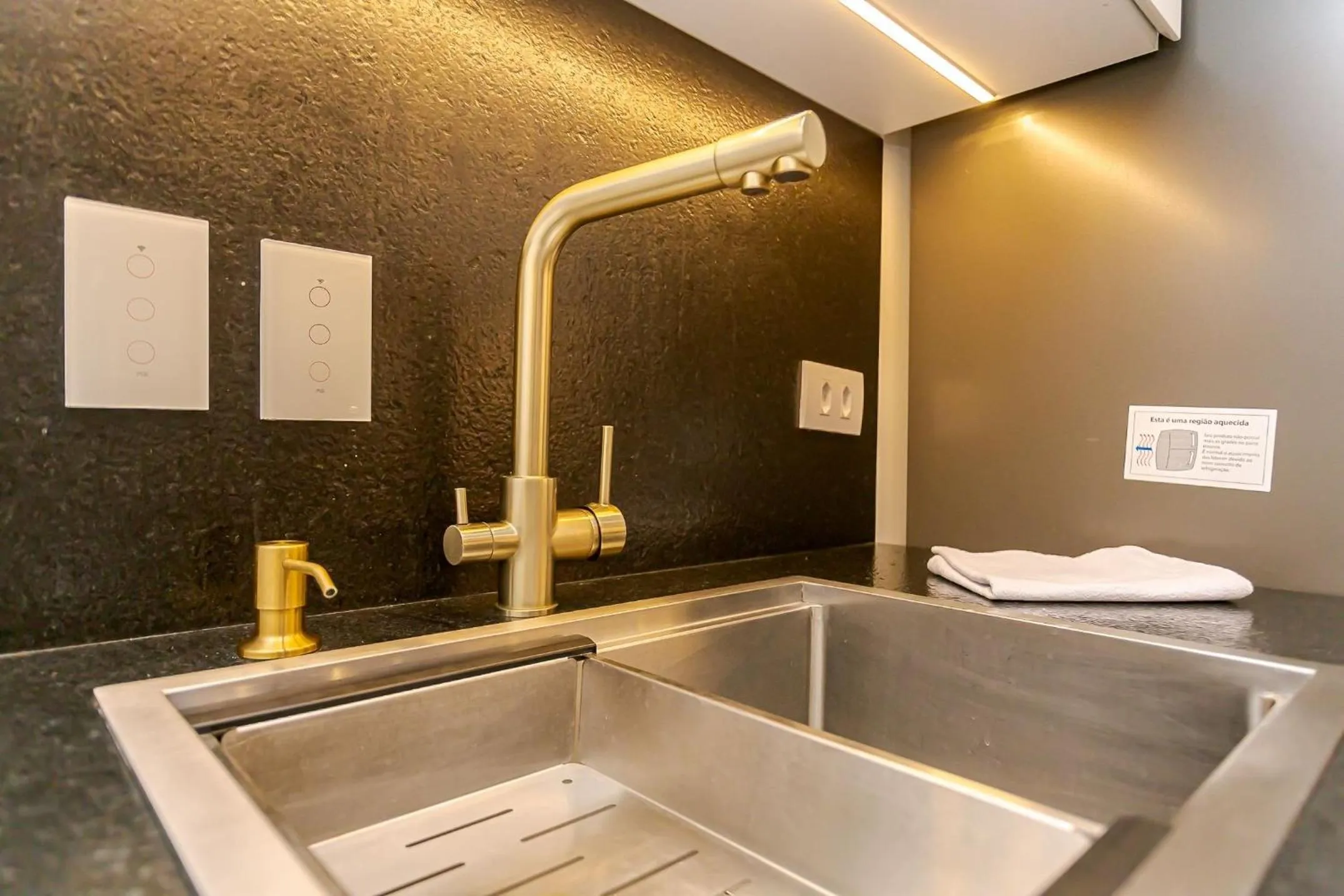 Kitchen or kitchenette in Start - Vila Izabel | Gonzaga Stays