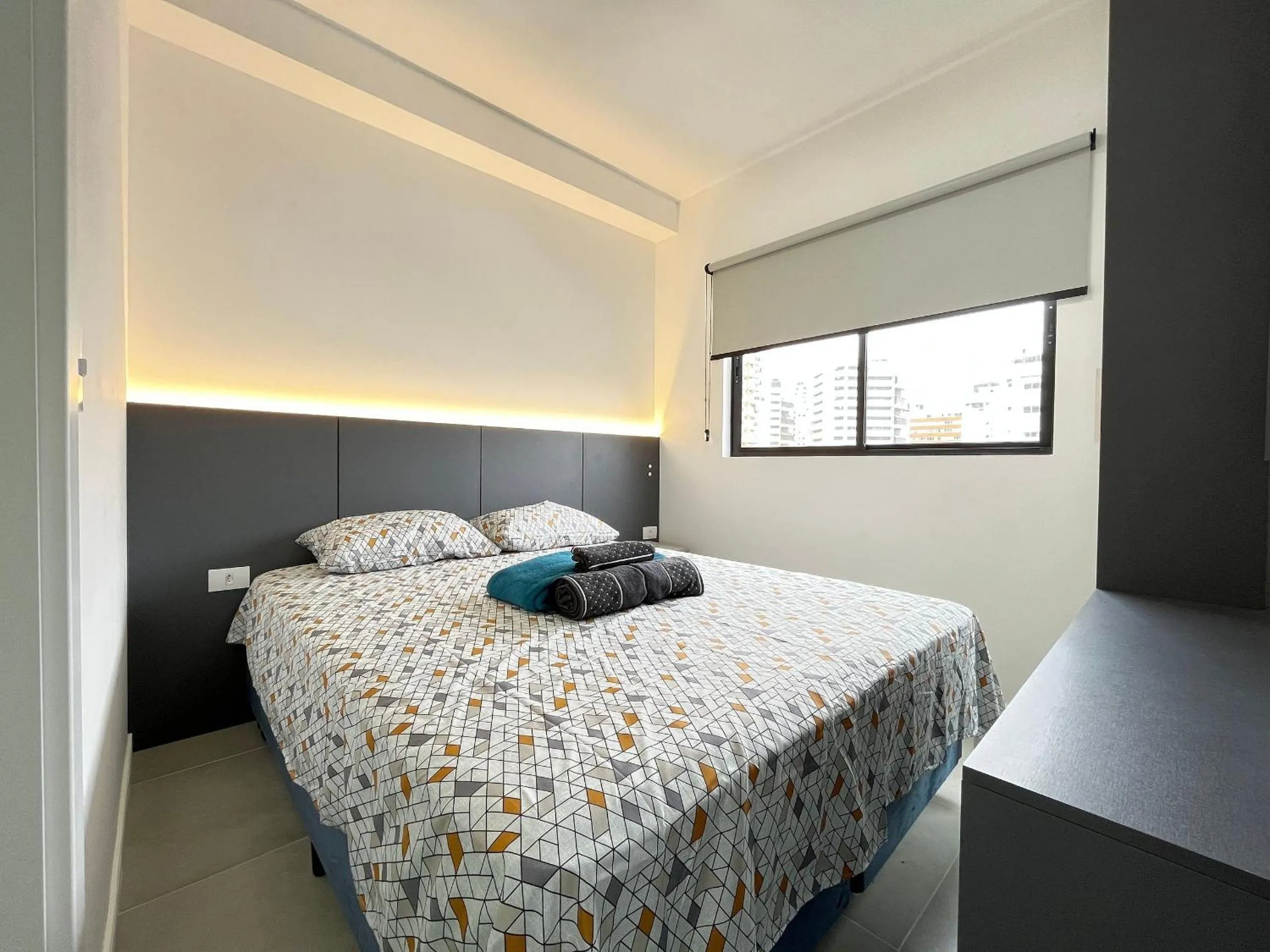 Photo of the whole room, Bed in Start - Vila Izabel | Gonzaga Stays