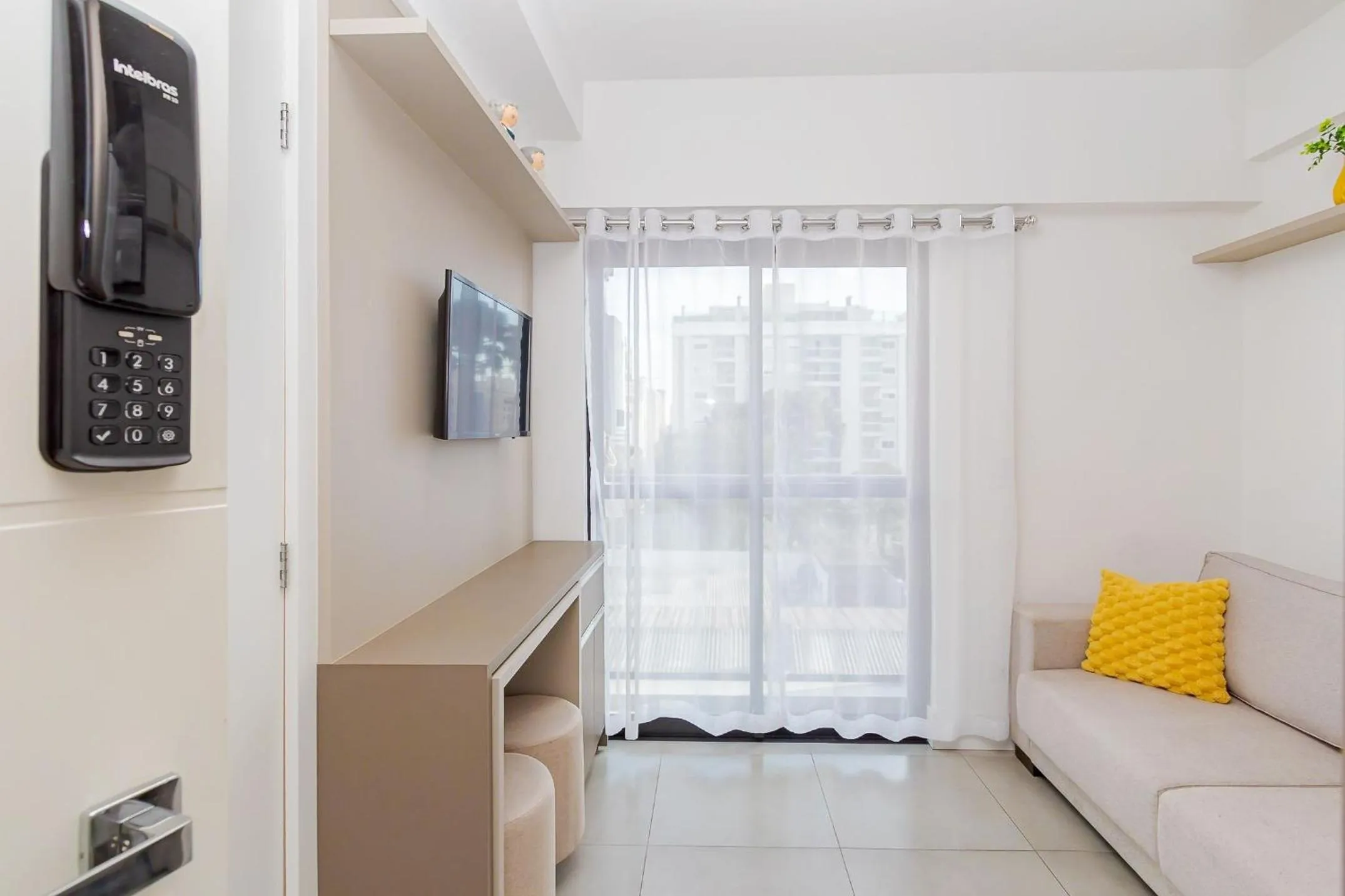 Living room in Start - Vila Izabel | Gonzaga Stays