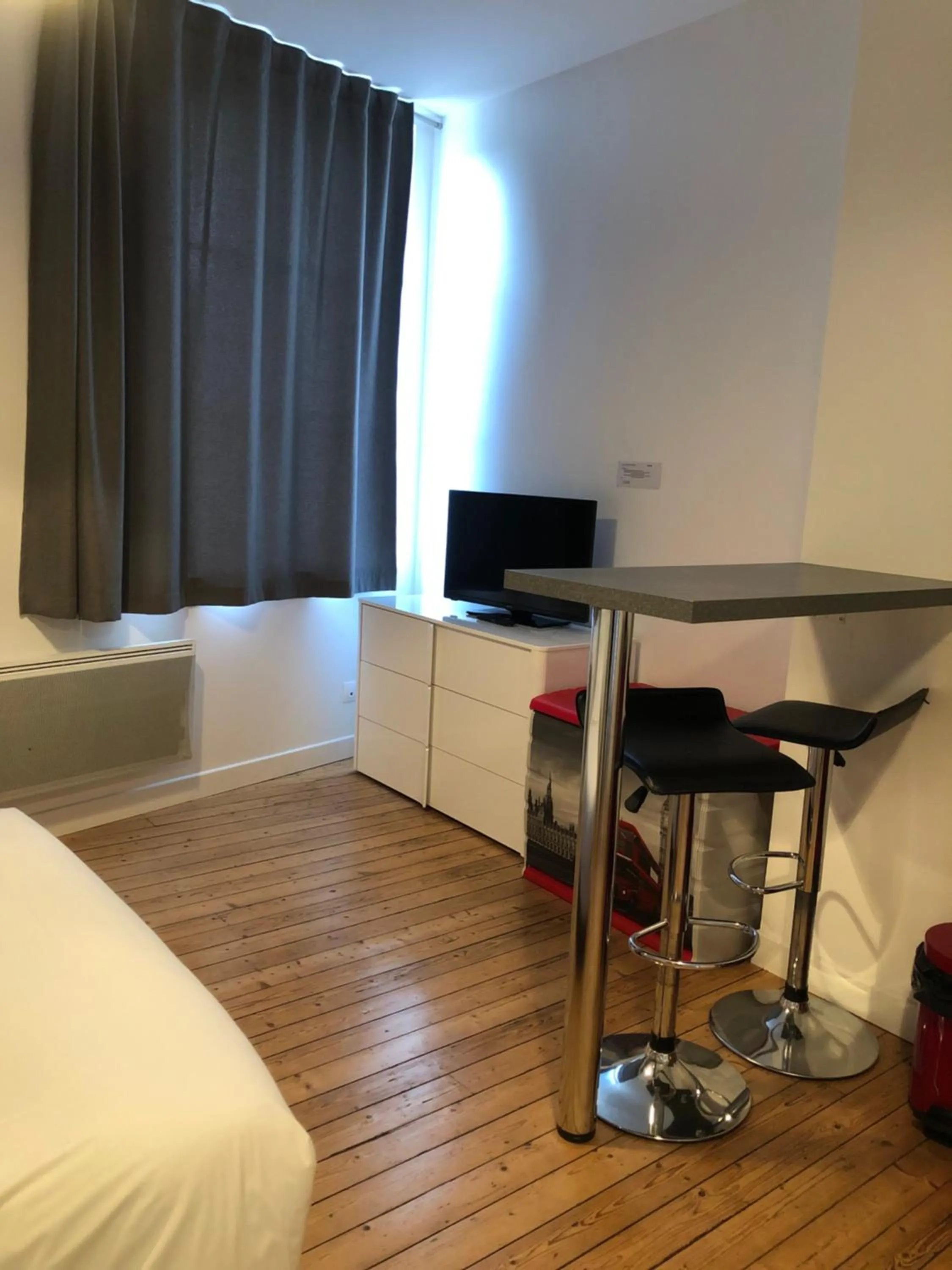 TV and multimedia, Bed in Som-home