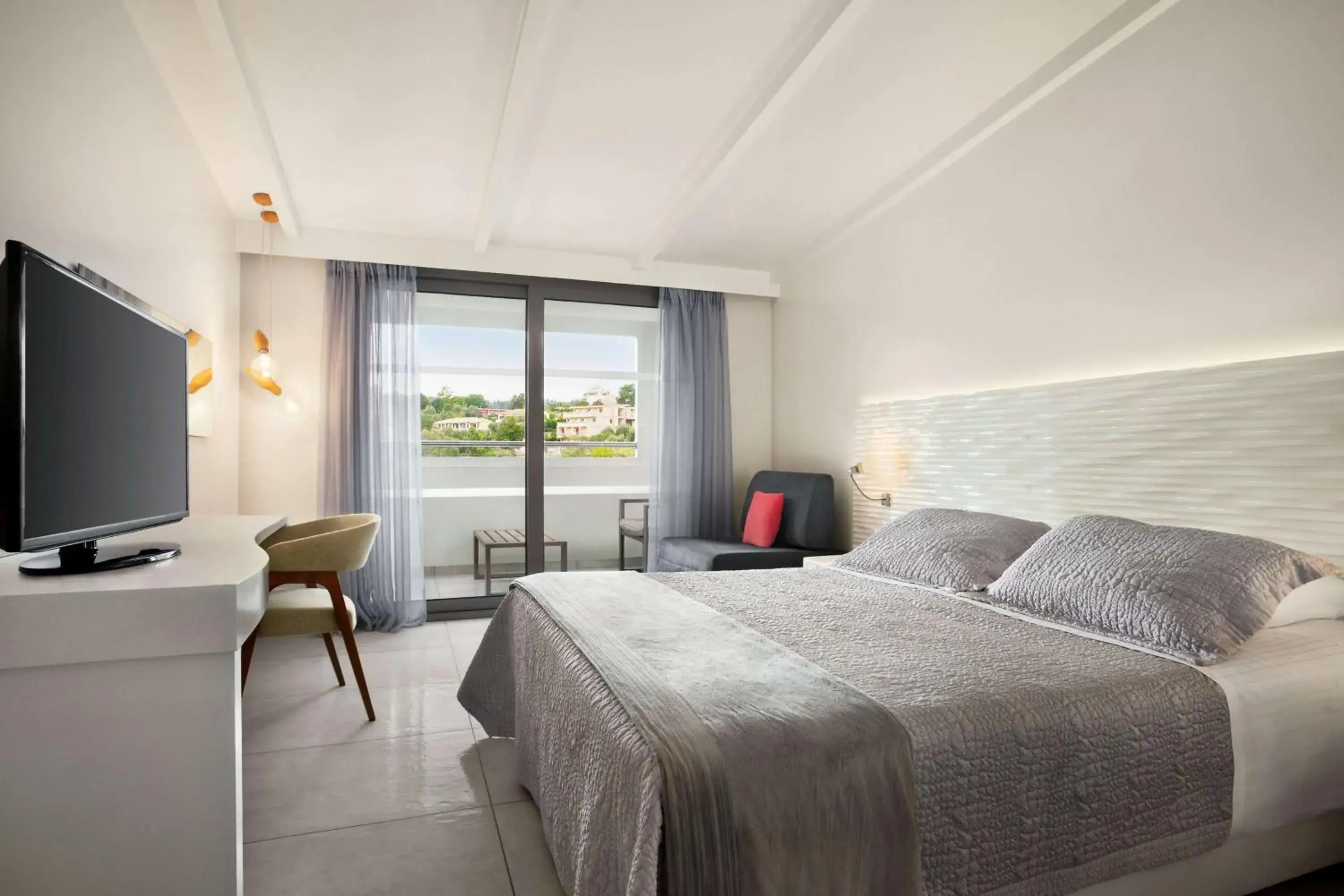 Photo of the whole room, Bed in TRYP by Wyndham Corfu Dassia Photo of the whole room, Bed in TRYP by Wyndham Corfu Dassia