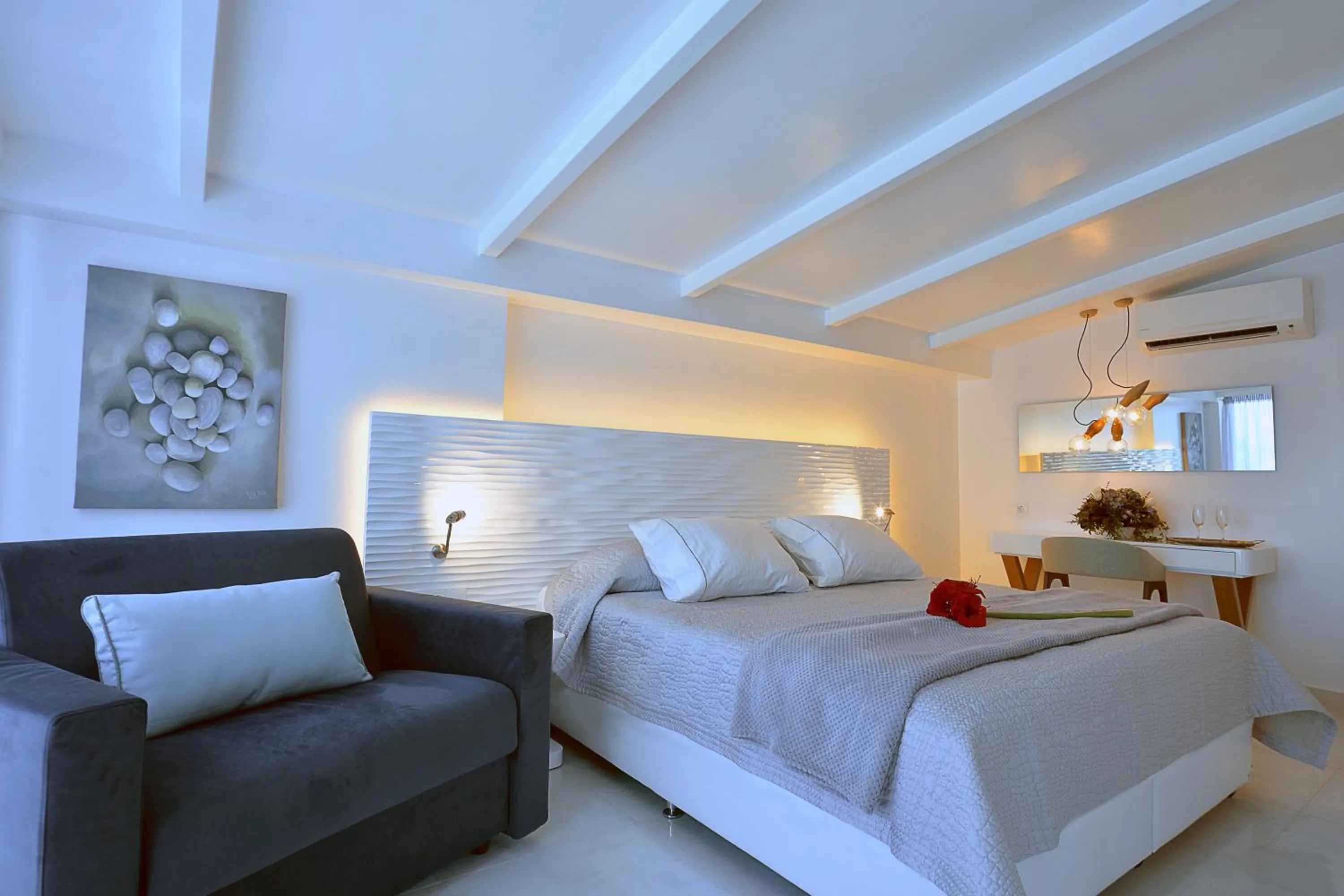 Bed in TRYP by Wyndham Corfu Dassia