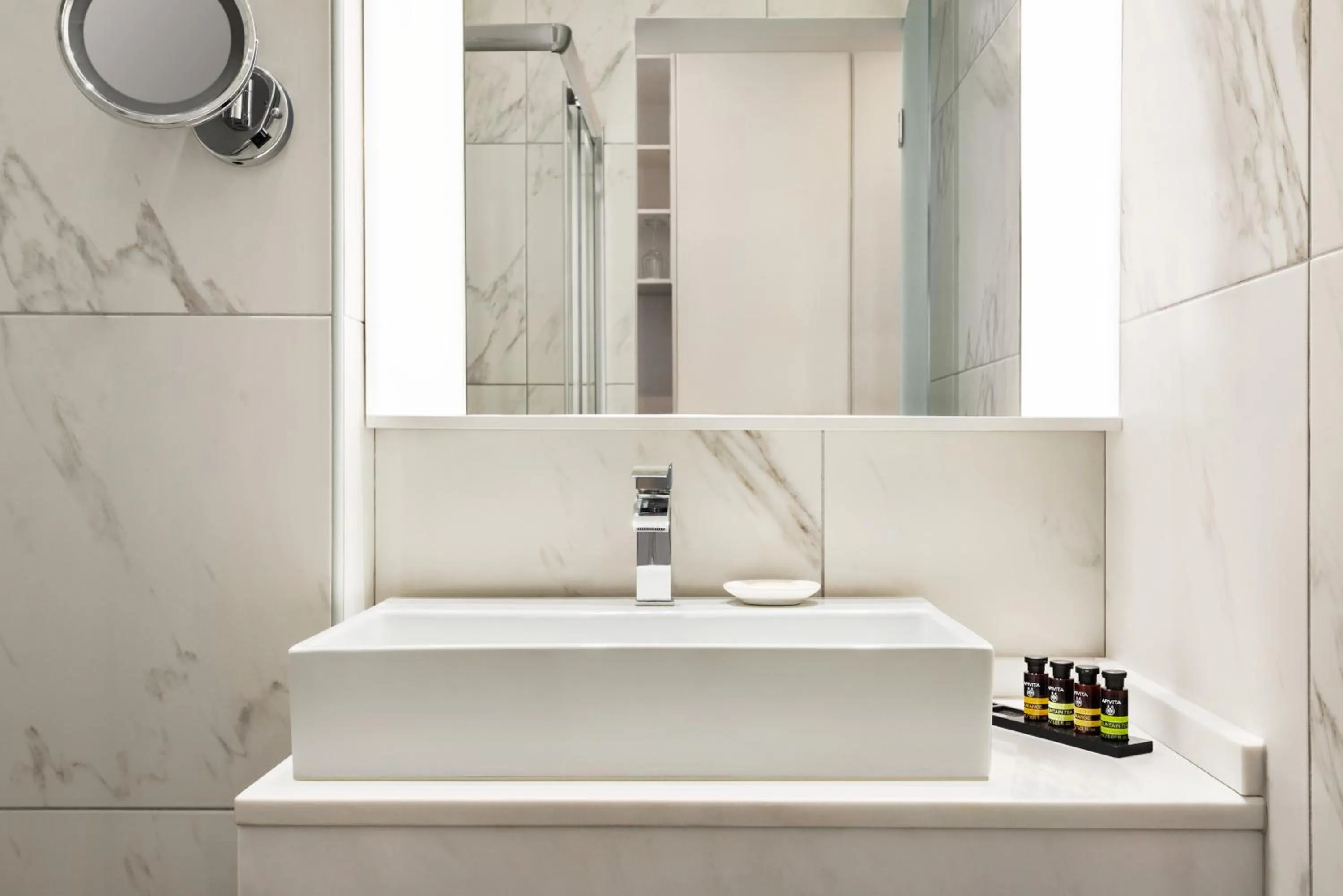 Bathroom in TRYP by Wyndham Corfu Dassia