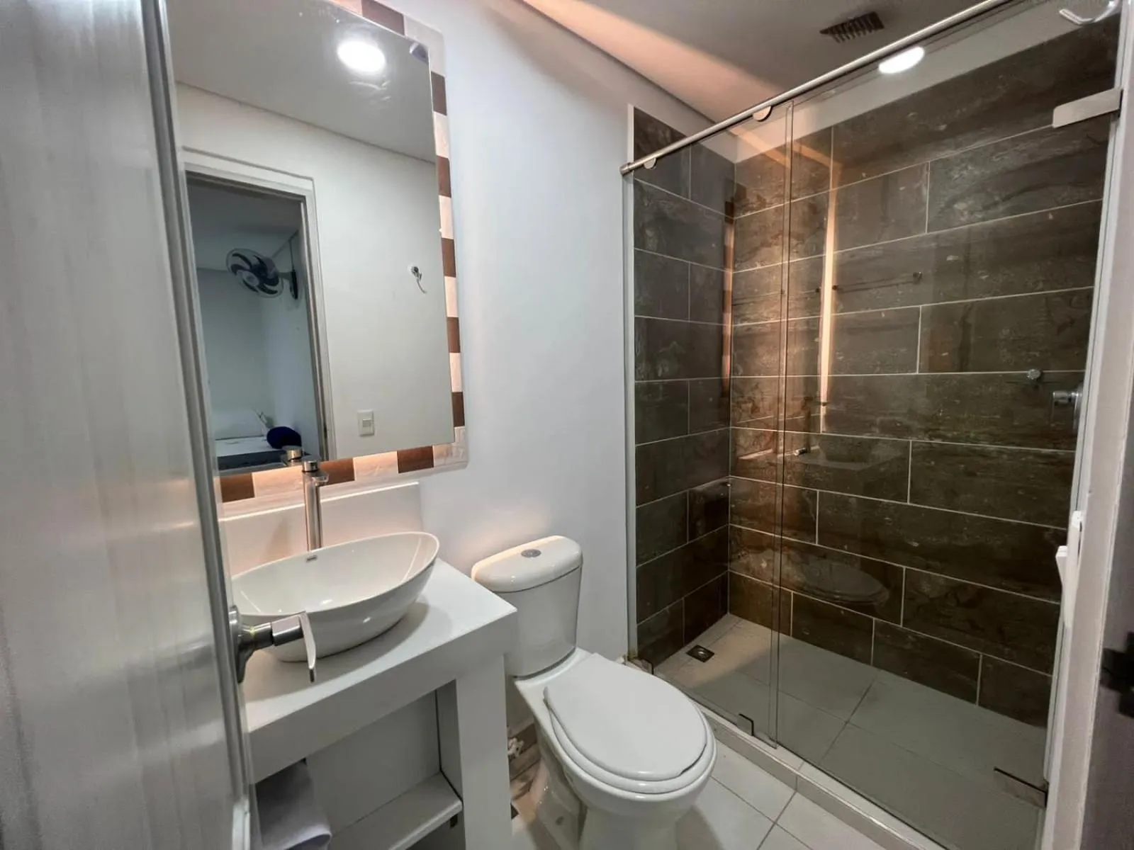 Double Room in El Oscar Hotel