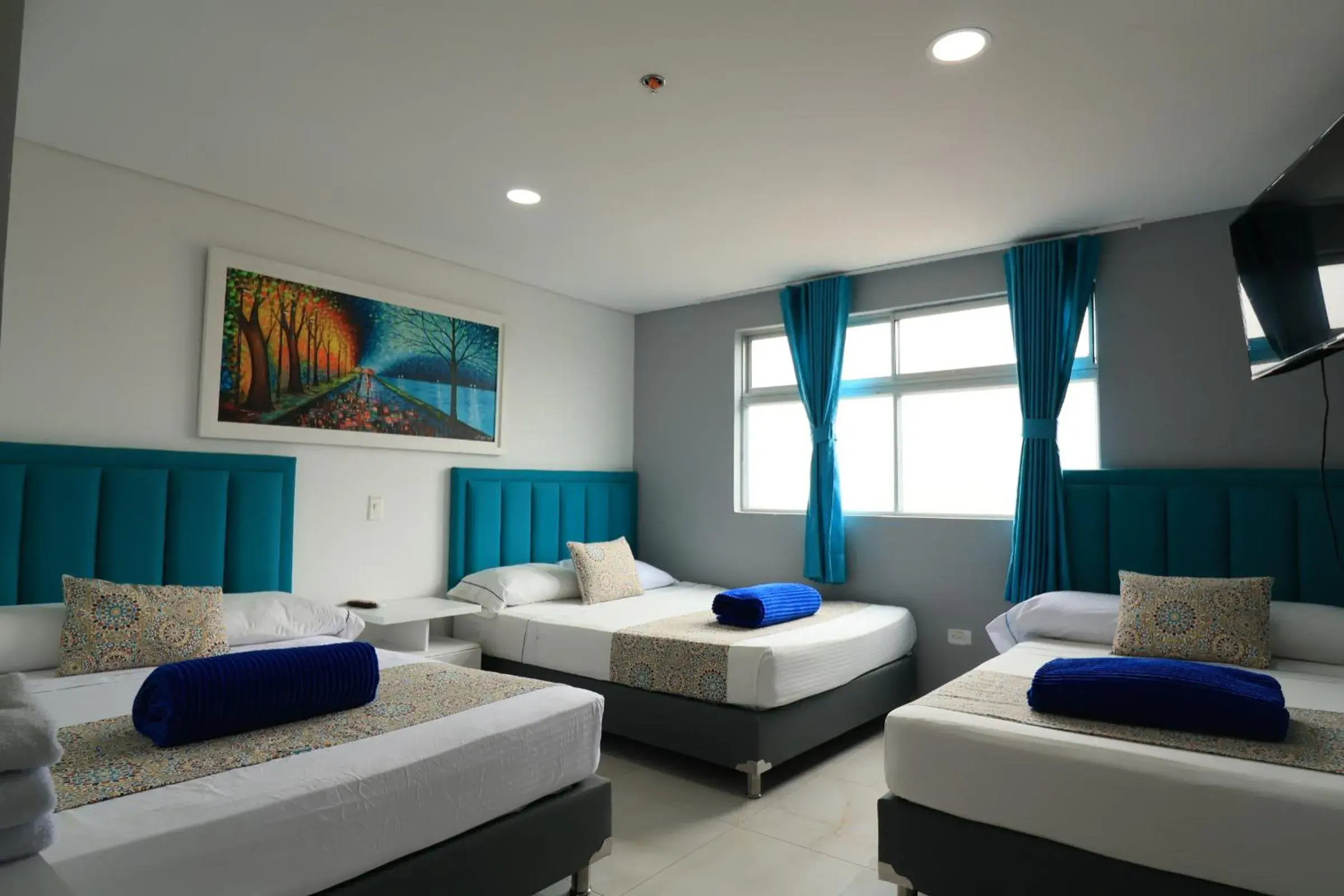 Triple Room with View in El Oscar Hotel Triple Room with View in El Oscar Hotel