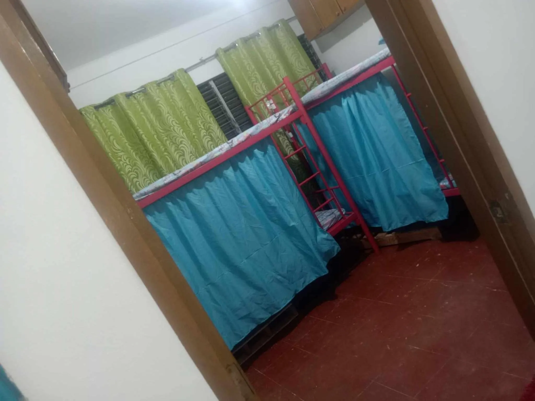 bunk bed, Bed in JY7 Room Rentals Cebu