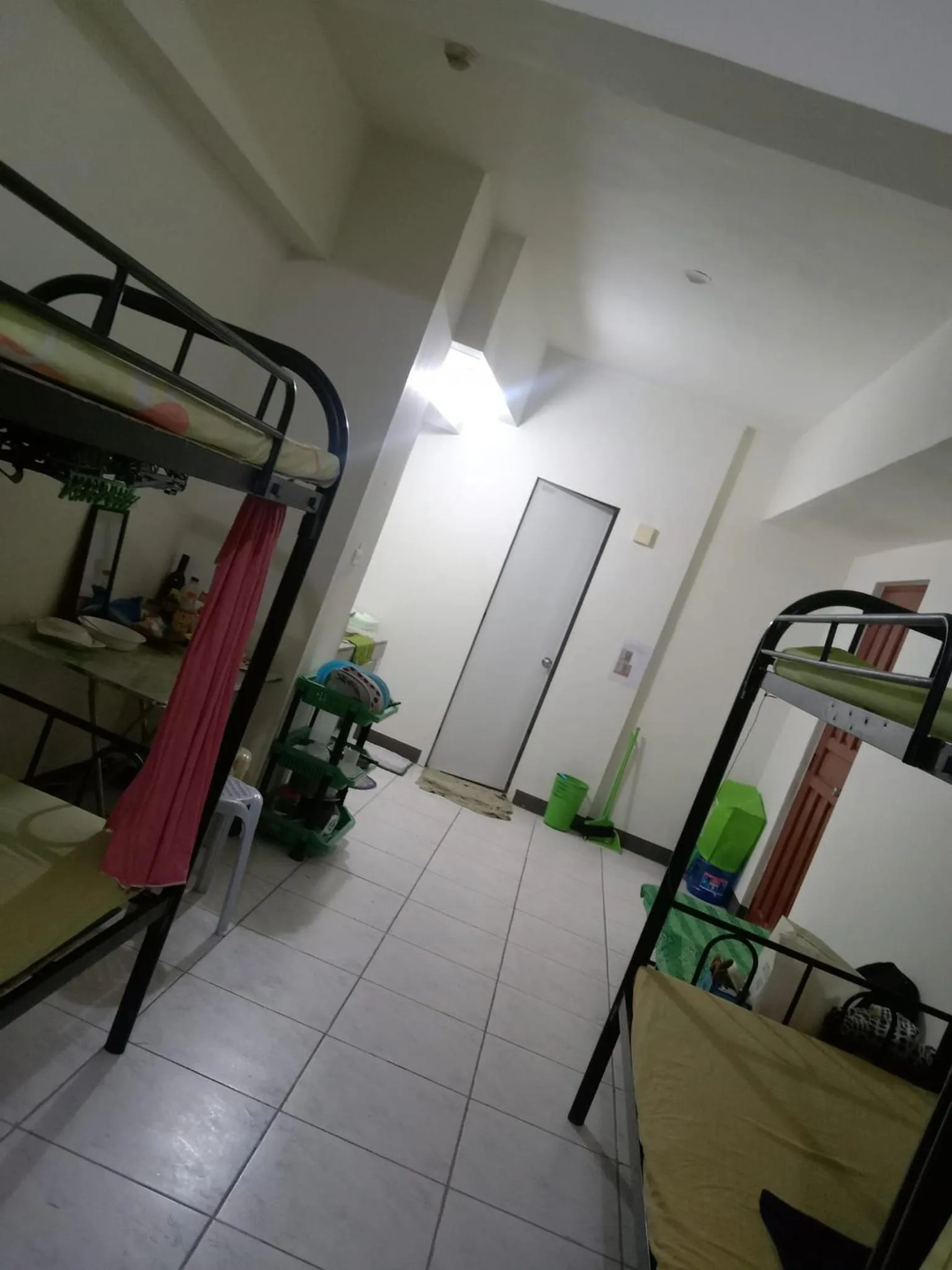 bunk bed, Bed in JY7 Room Rentals Cebu