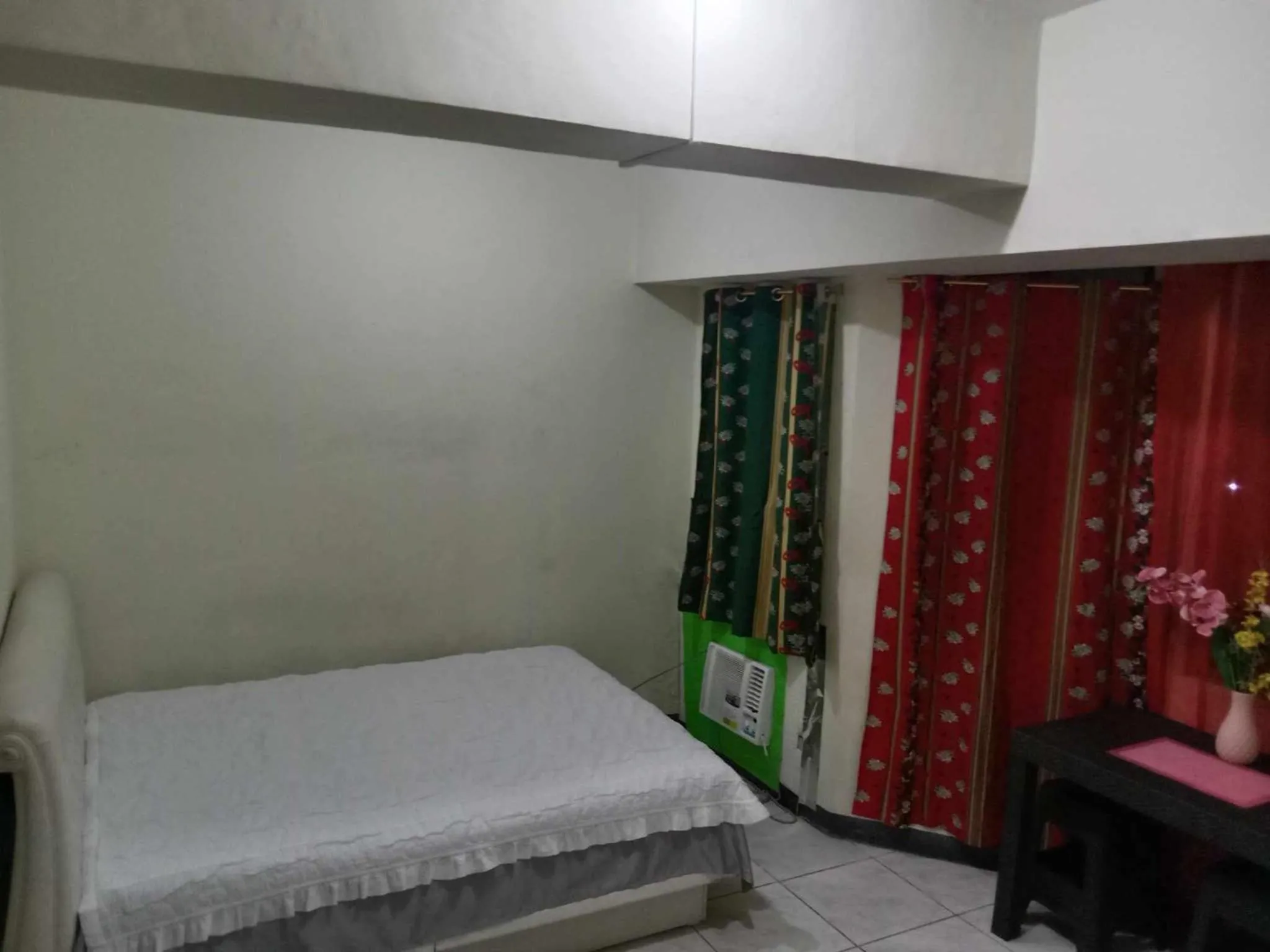 Bedroom, Bed in JY7 Room Rentals Cebu