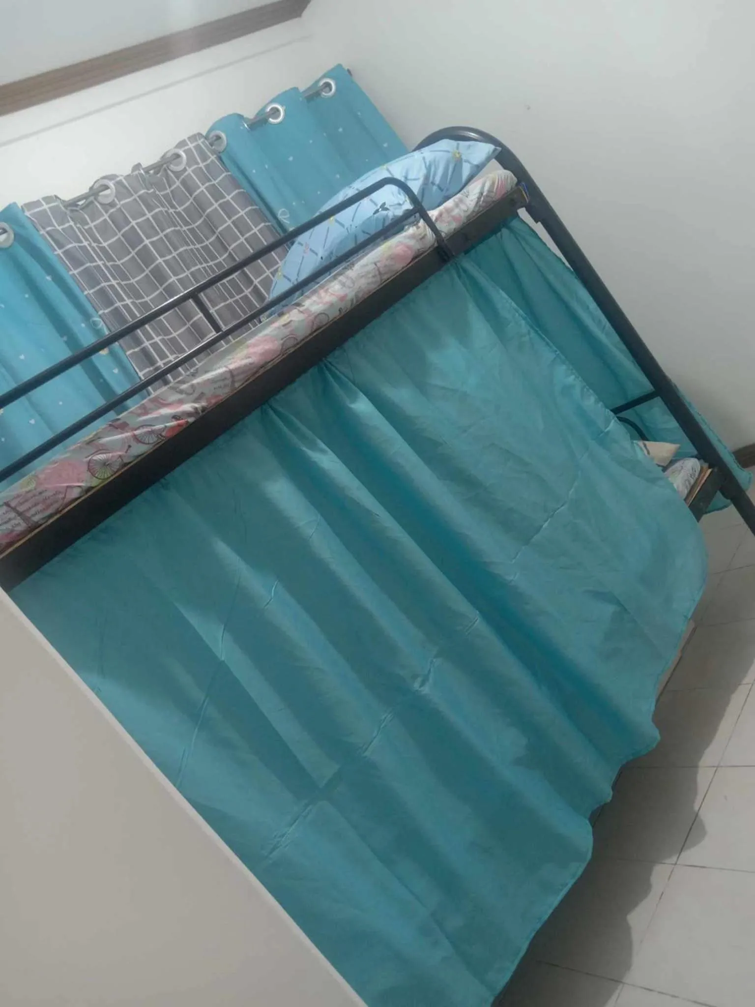 bunk bed, Bed in JY7 Room Rentals Cebu