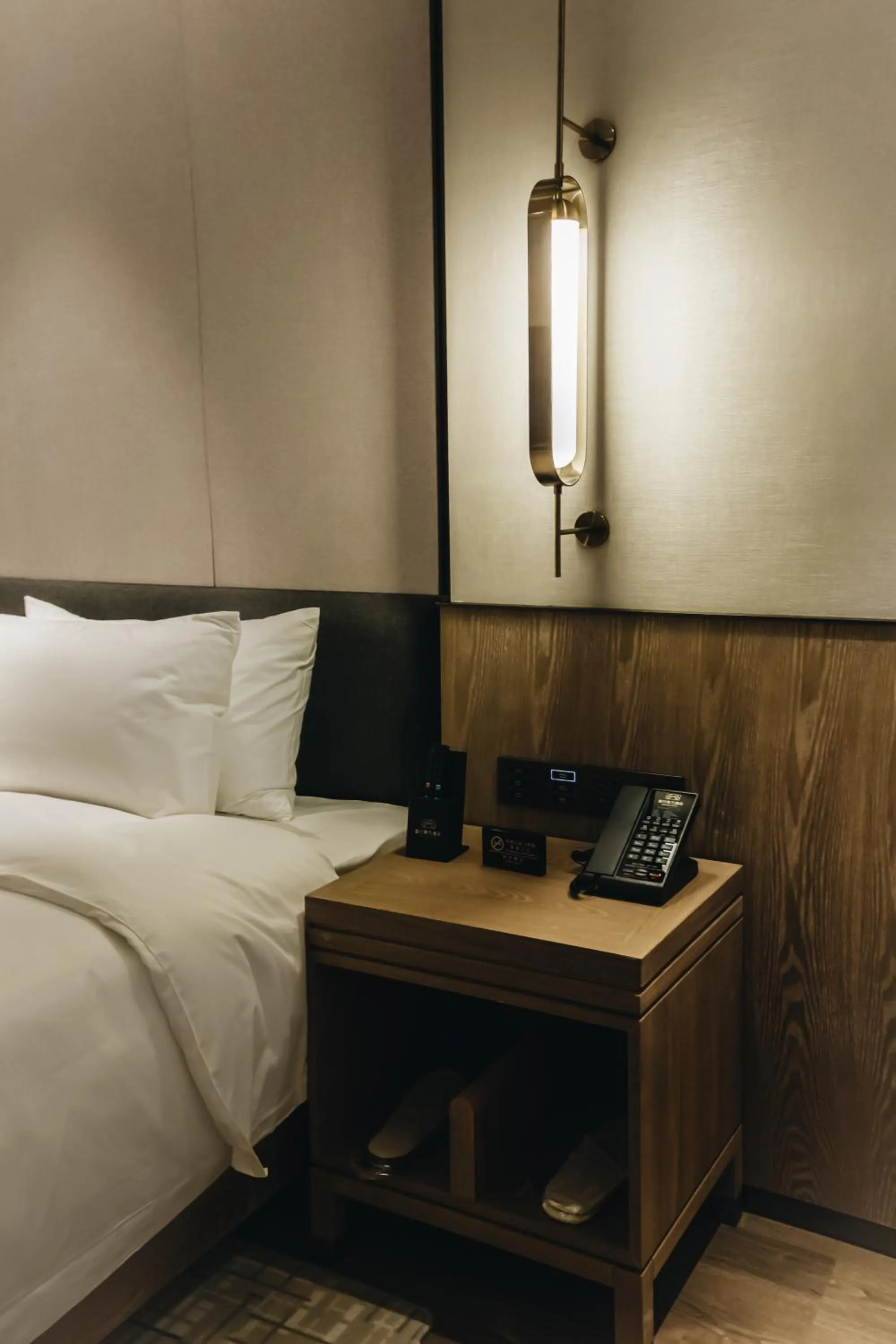 Photo of the whole room, Bed in Orienwit Hotel-Free Shuttle Bus fir Canton Fair