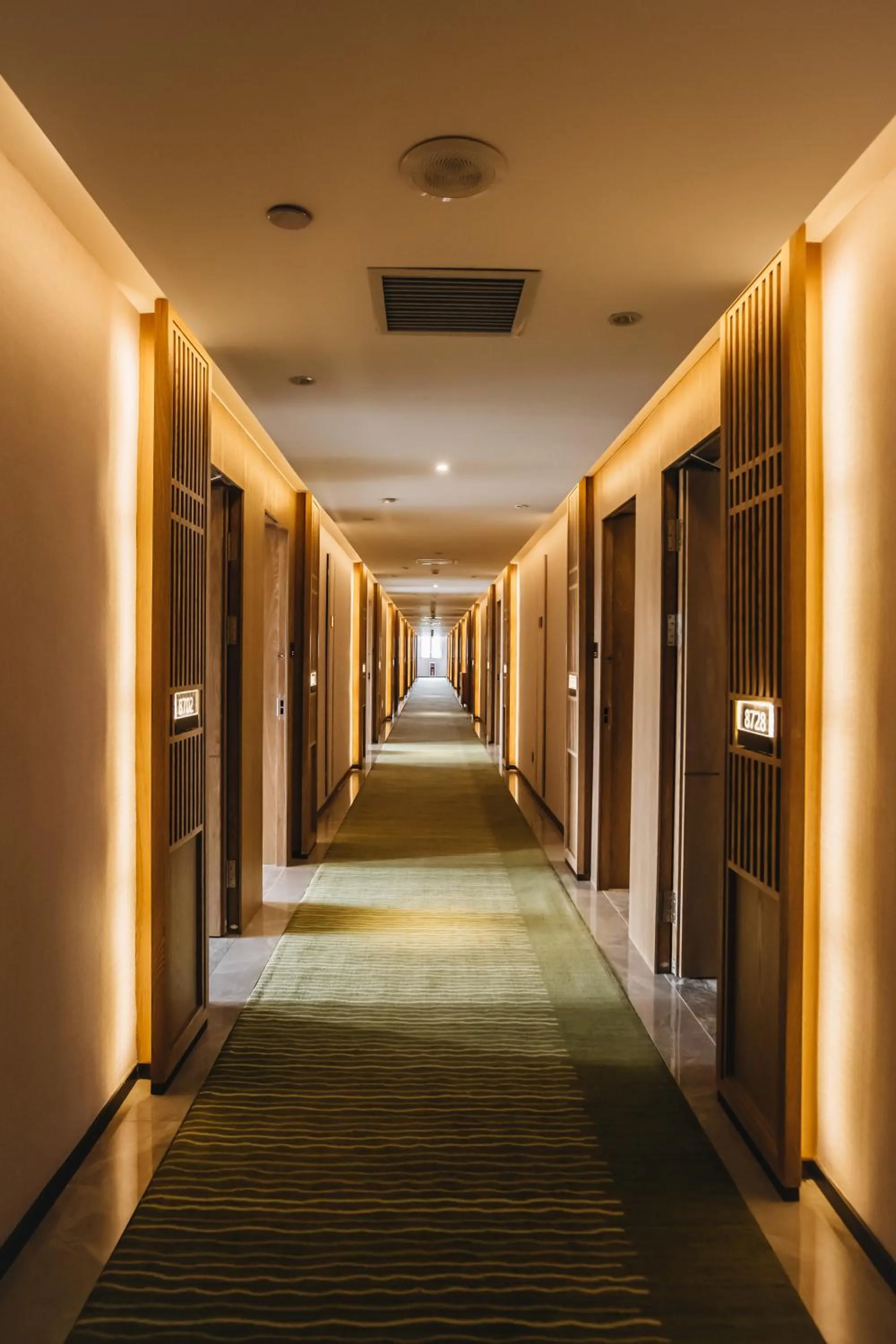 Seating area in Orienwit Hotel-Free Shuttle Bus fir Canton Fair