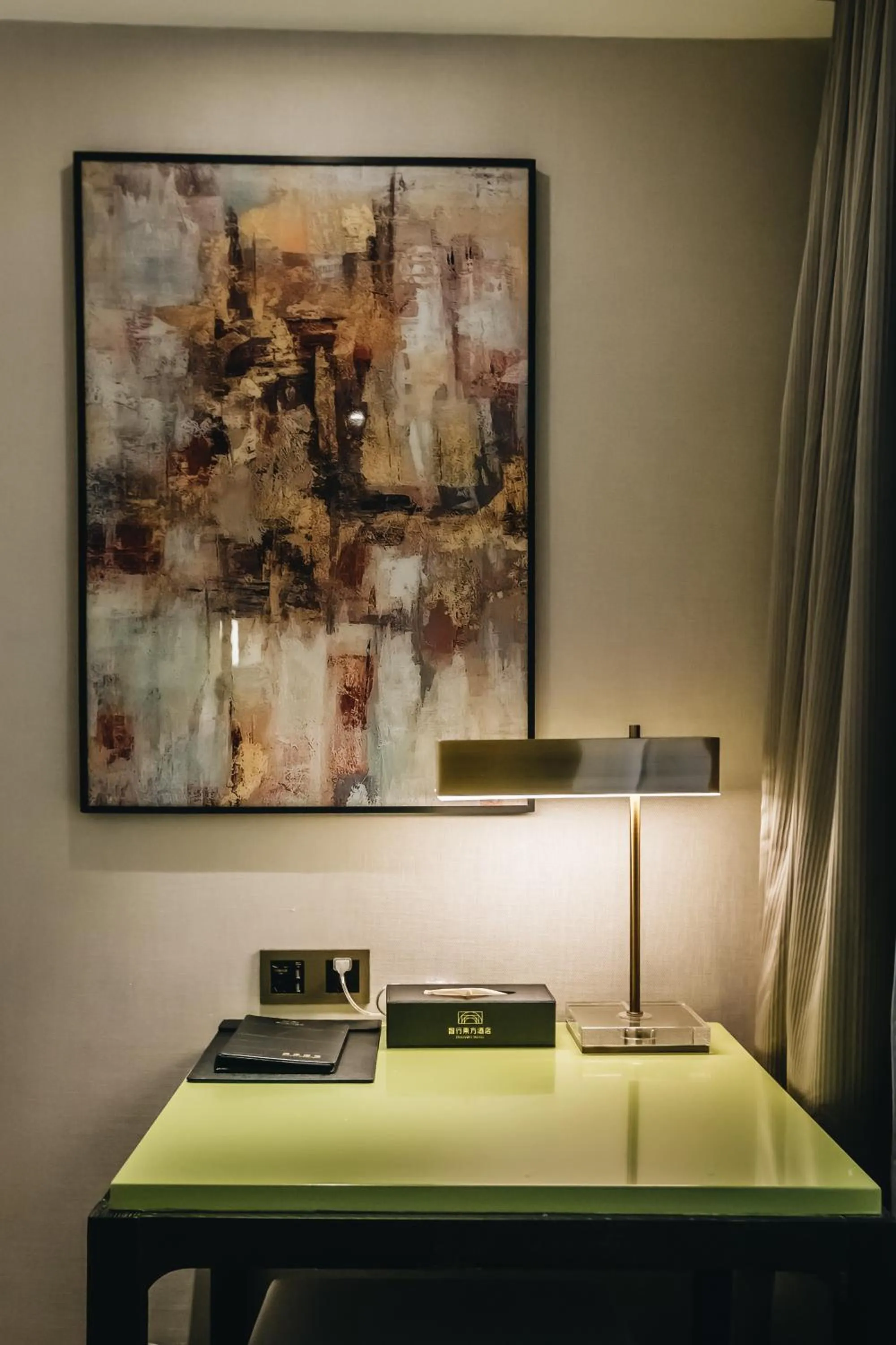 Photo of the whole room in Orienwit Hotel-Free Shuttle Bus fir Canton Fair