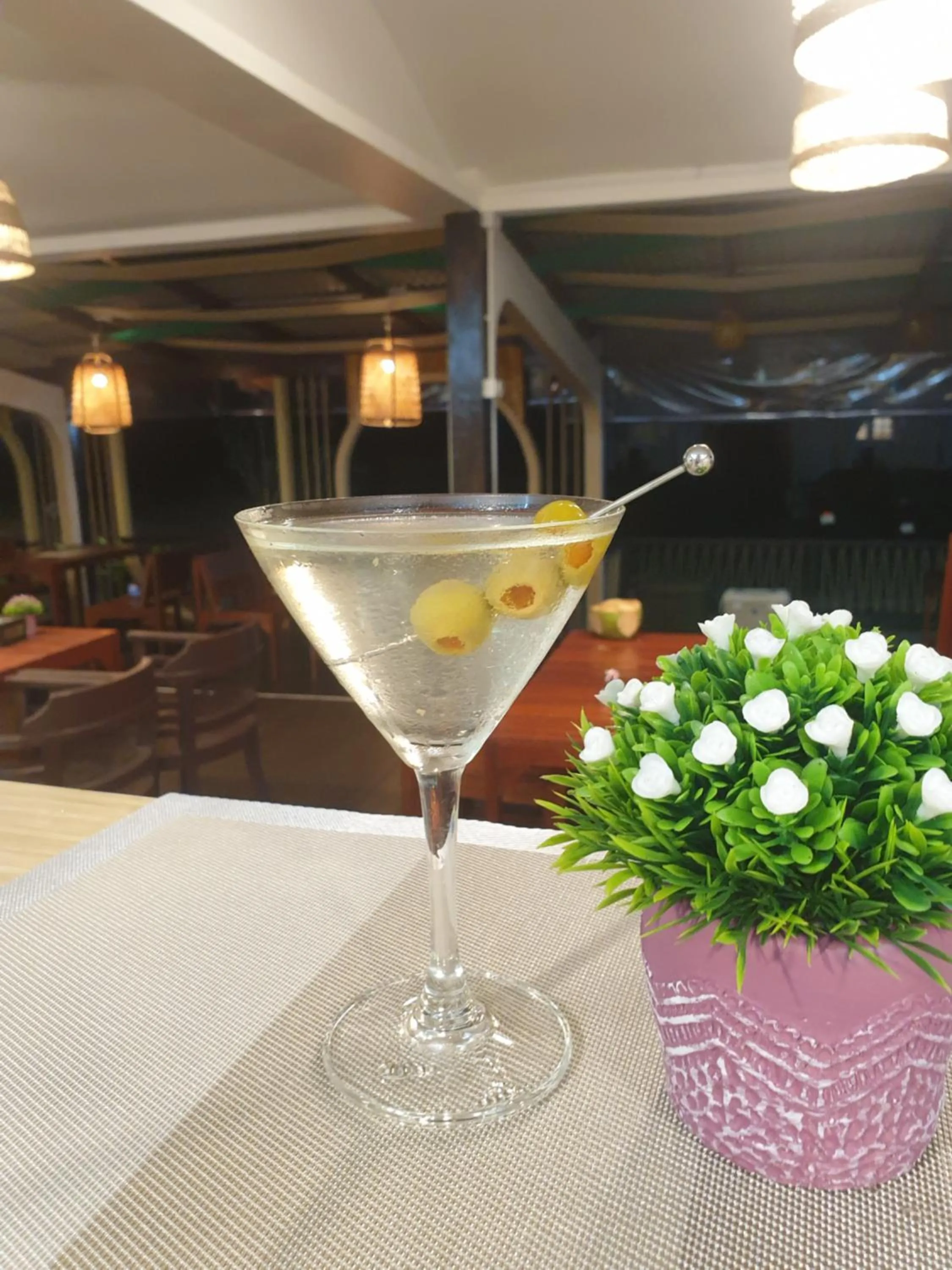 Lounge or bar in PAN Beachfront Resort Krabi