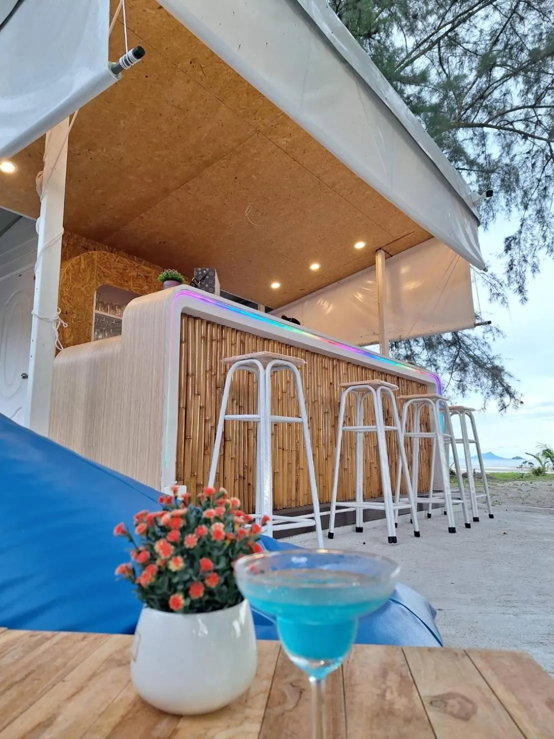 Day in PAN Beachfront Resort Krabi