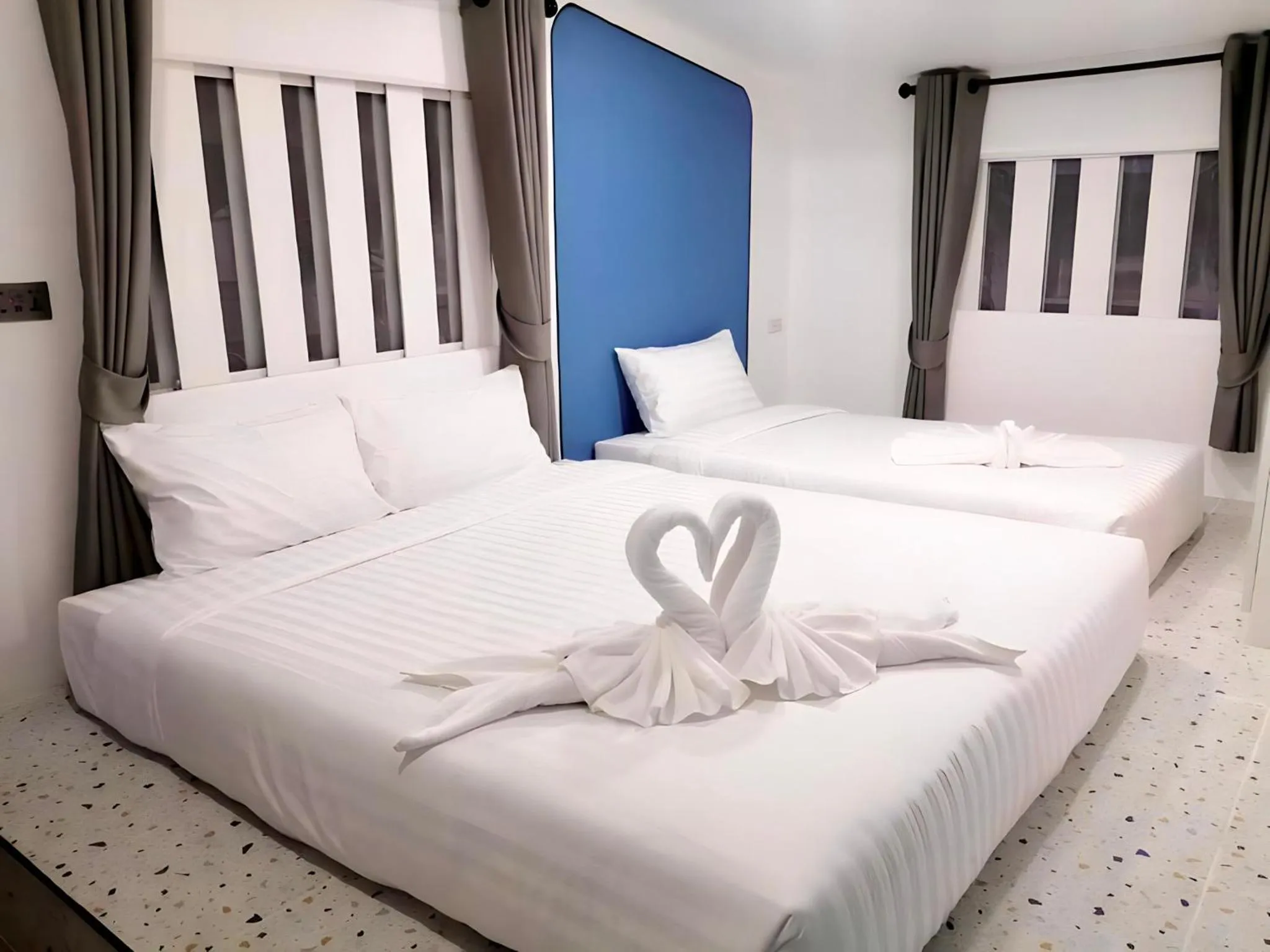 Bed in PAN Beachfront Resort Krabi