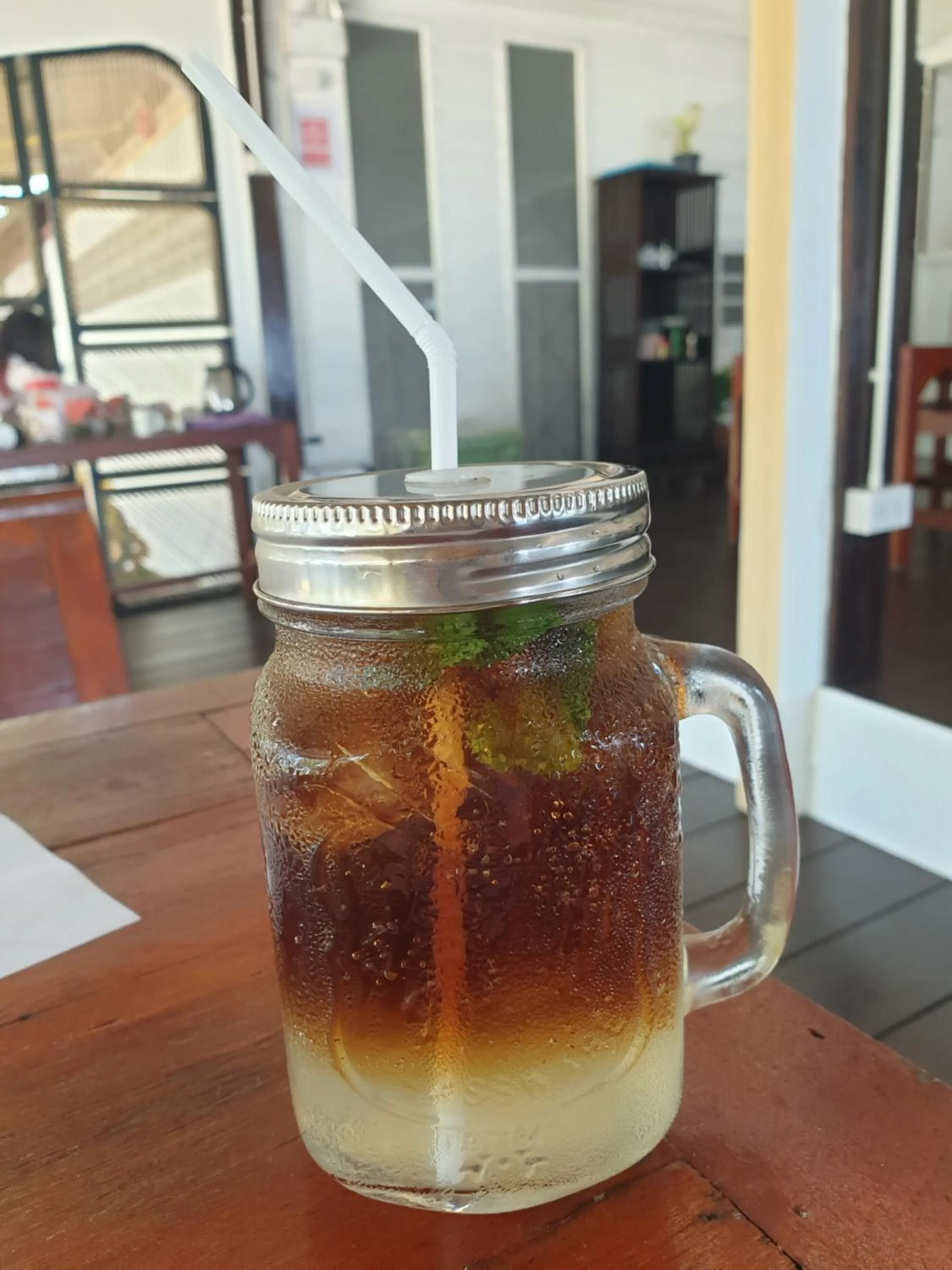 Lounge or bar in PAN Beachfront Resort Krabi