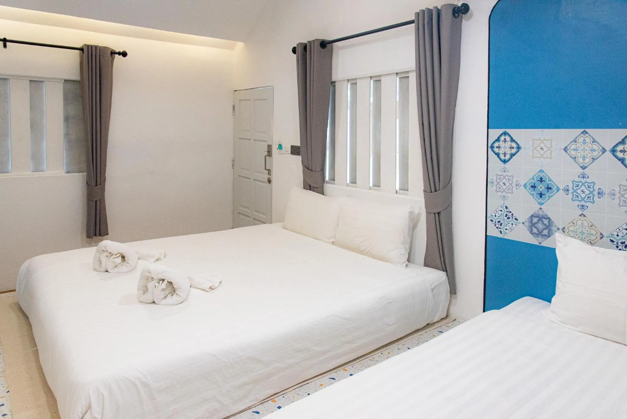 Photo of the whole room, Bed in PAN Beachfront Resort Krabi