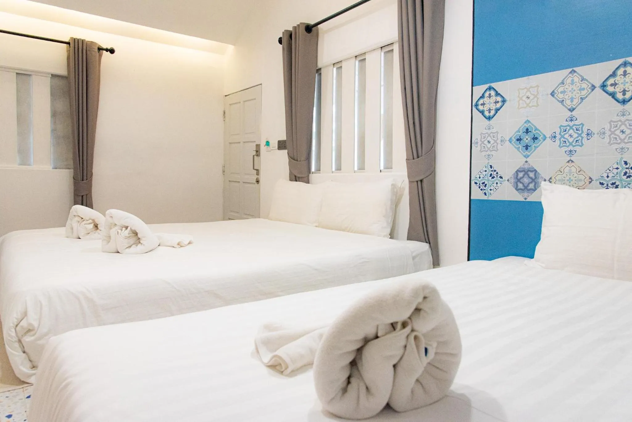 Photo of the whole room, Bed in PAN Beachfront Resort Krabi