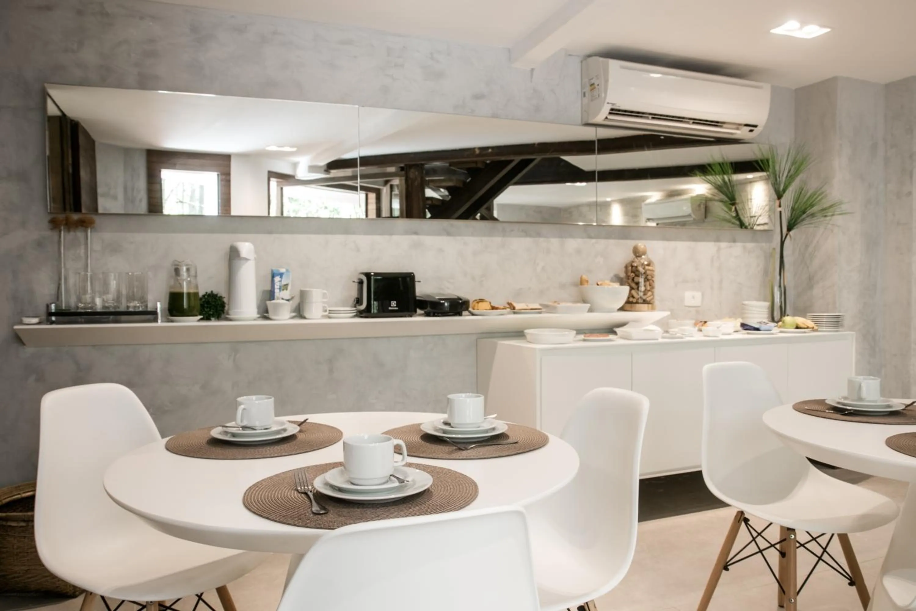 Coffee/tea facilities in Veneza Carioca Hotel Bout