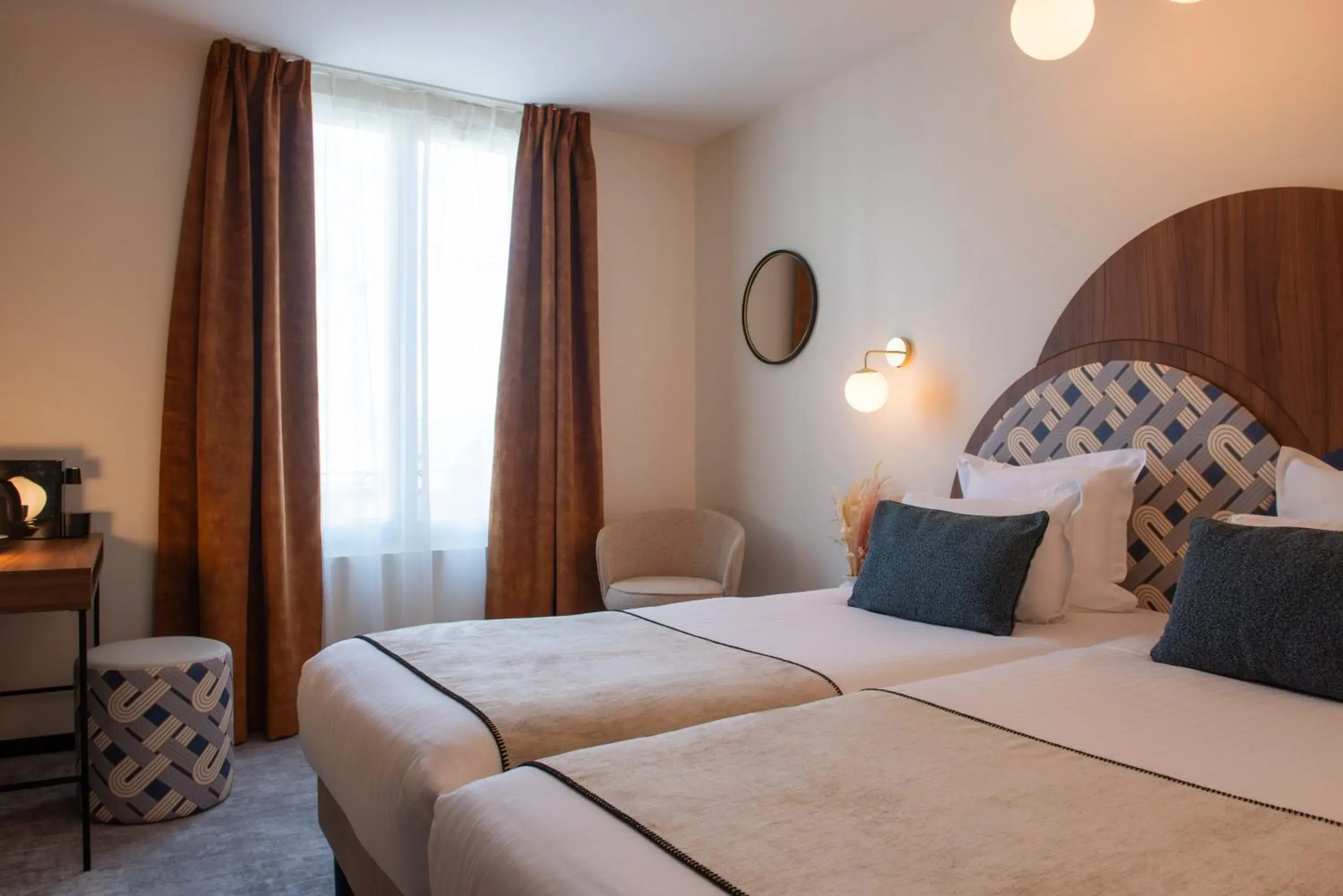 Double or Twin Room with Courtyard View in Helussi Hôtel Double or Twin Room with Courtyard View in Helussi Hôtel