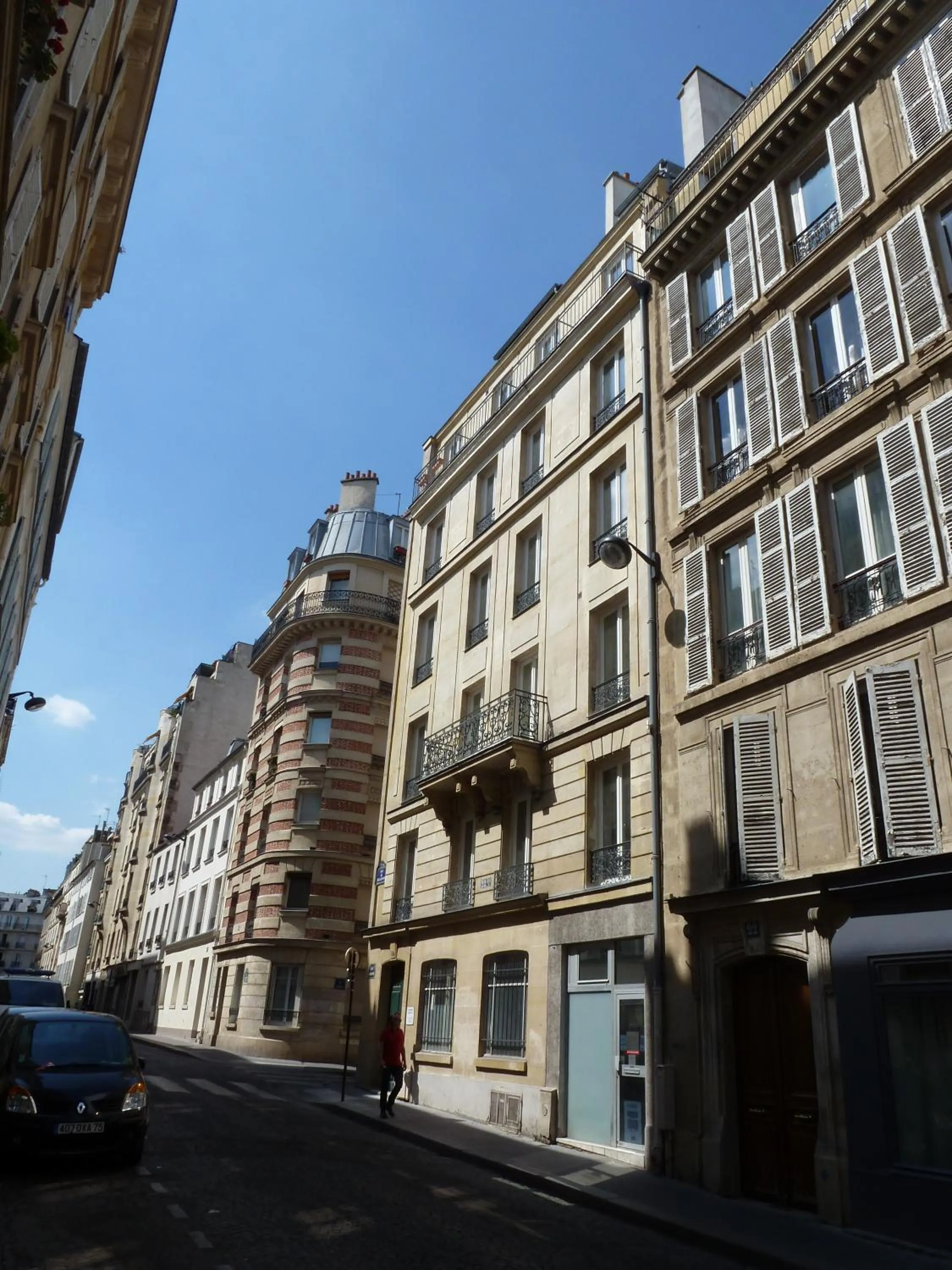 Facade/entrance in Helussi Hôtel