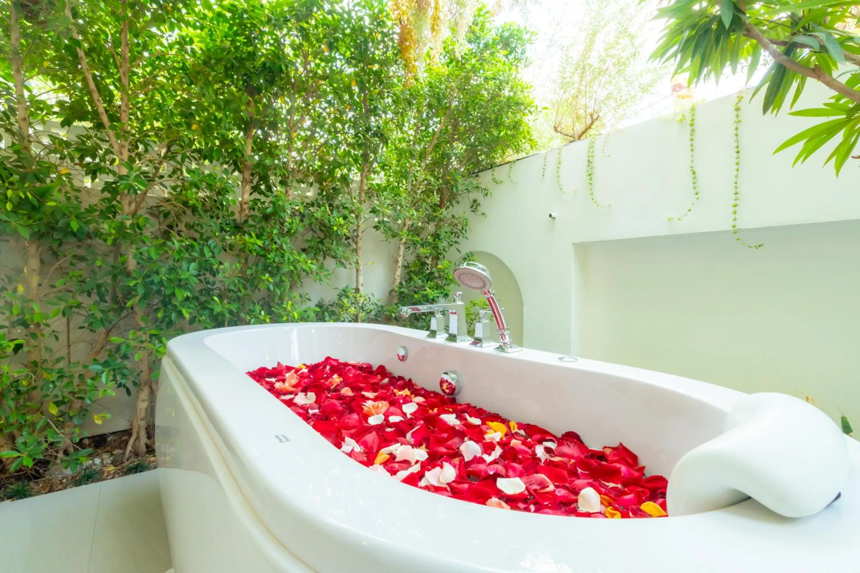 Hot Tub in Le ville lanna Chiang Mai Gate Old Town Hotel