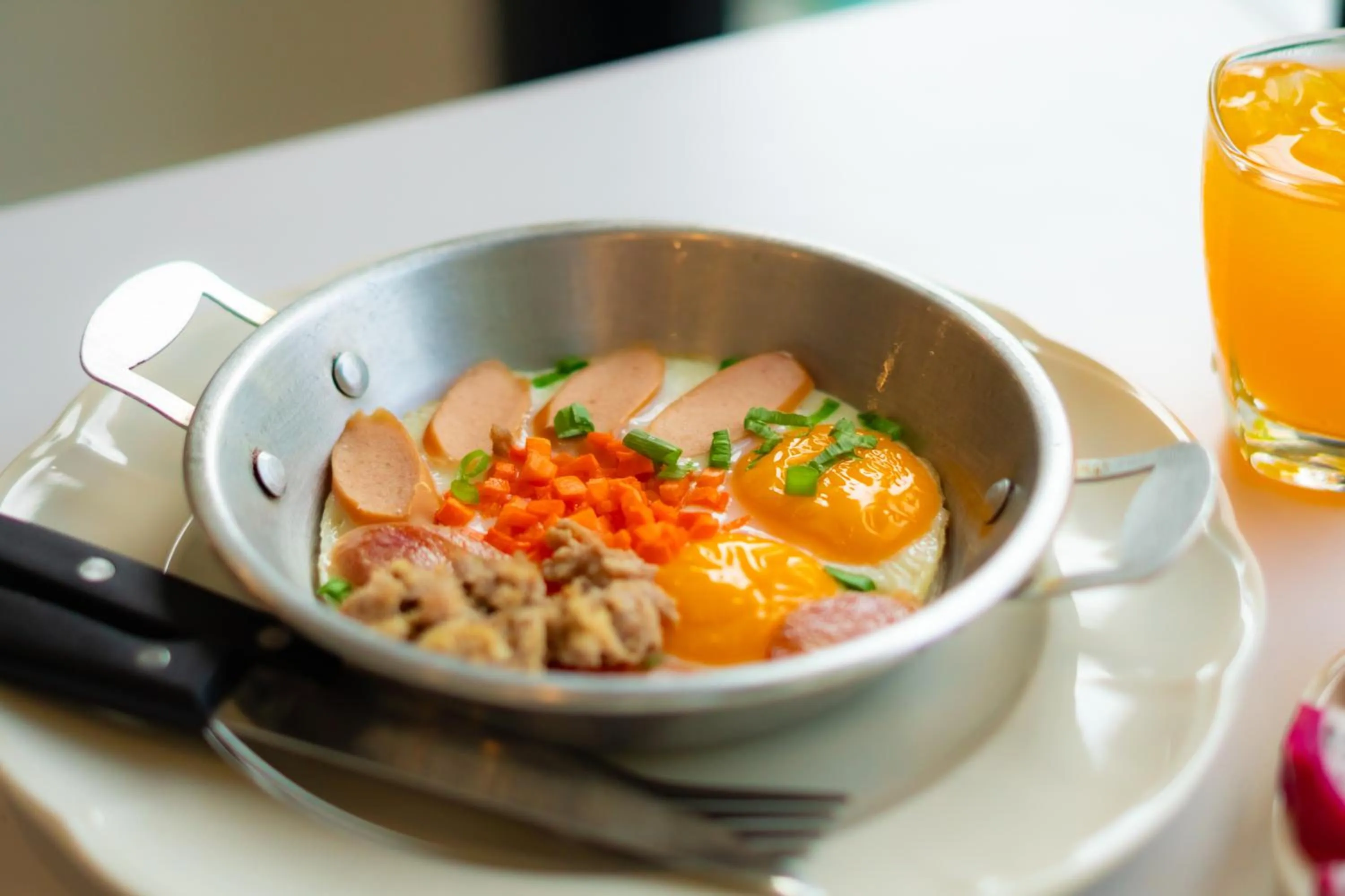 Food and drinks in Le ville lanna Chiang Mai Gate Old Town Hotel