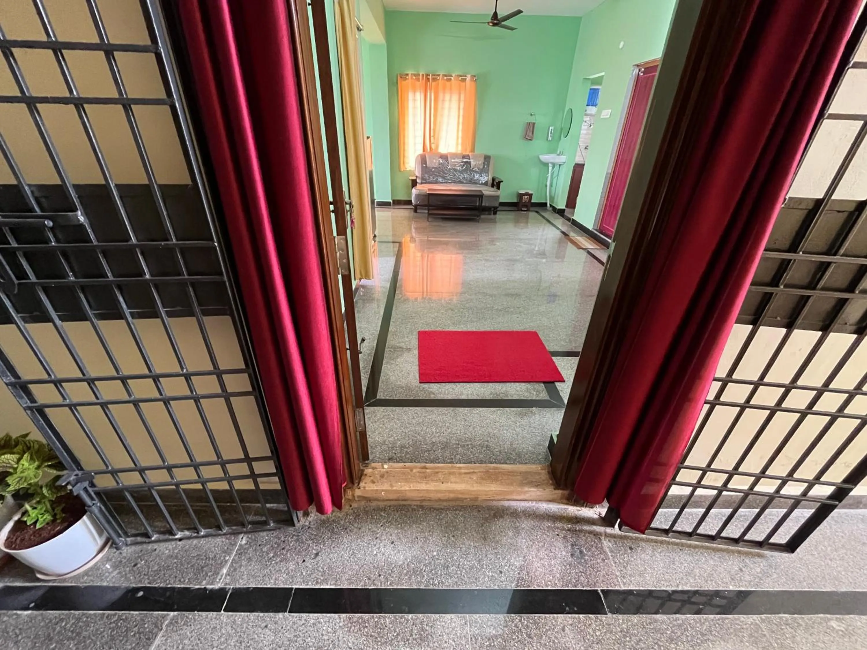 Facade/entrance in Aditya Homestay