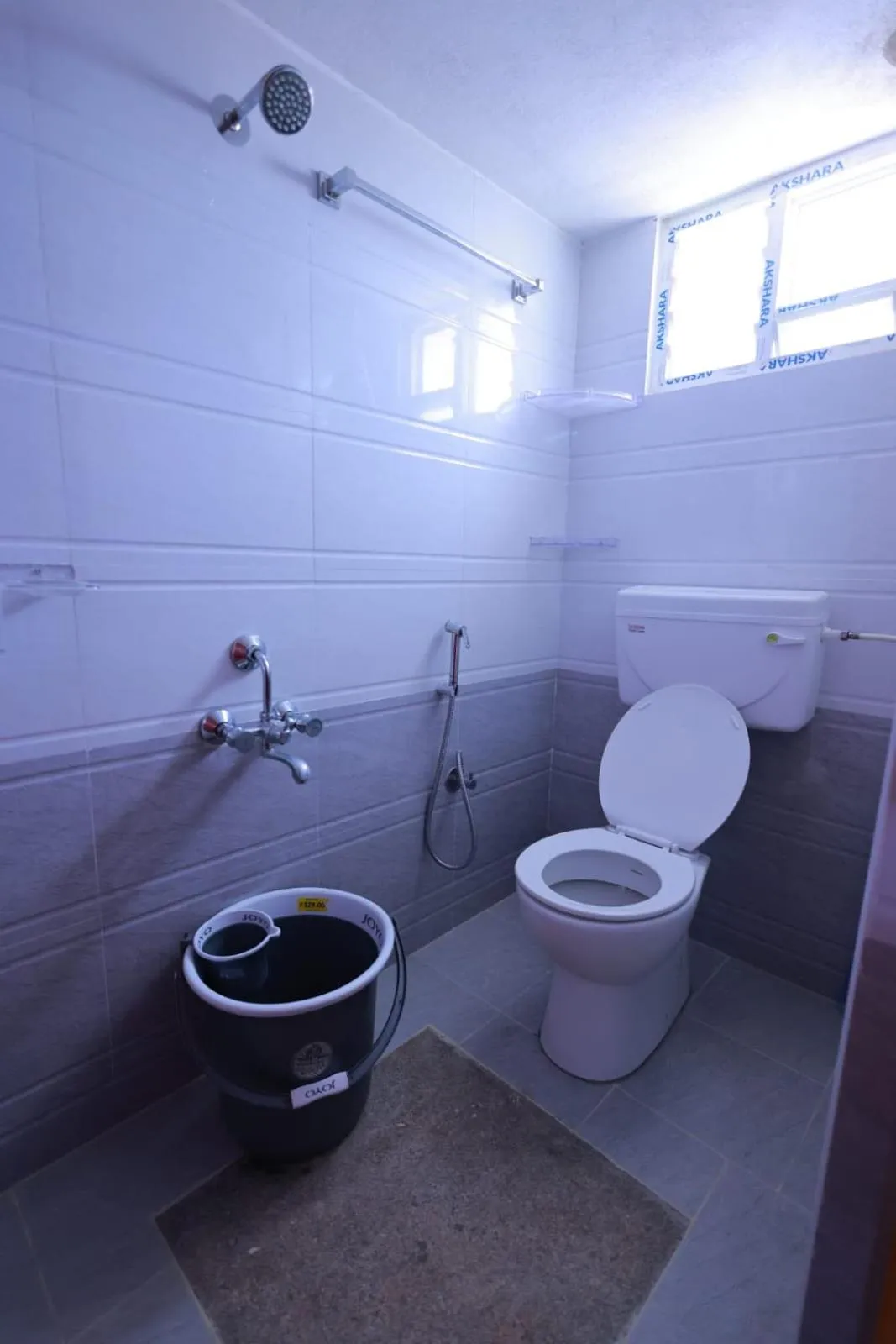 Bathroom in Aditya Homestay