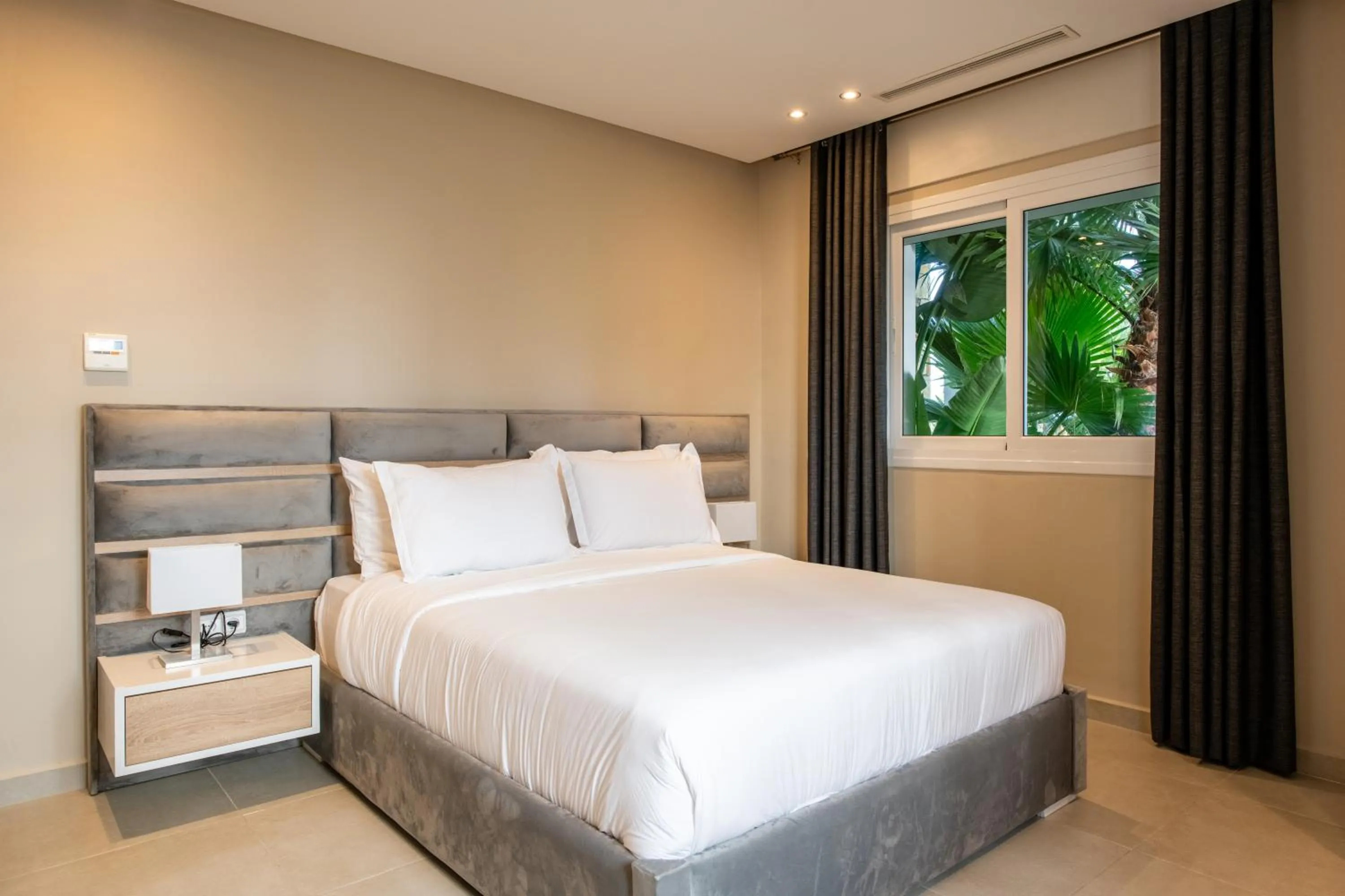 Bed in Atlantic Mnar