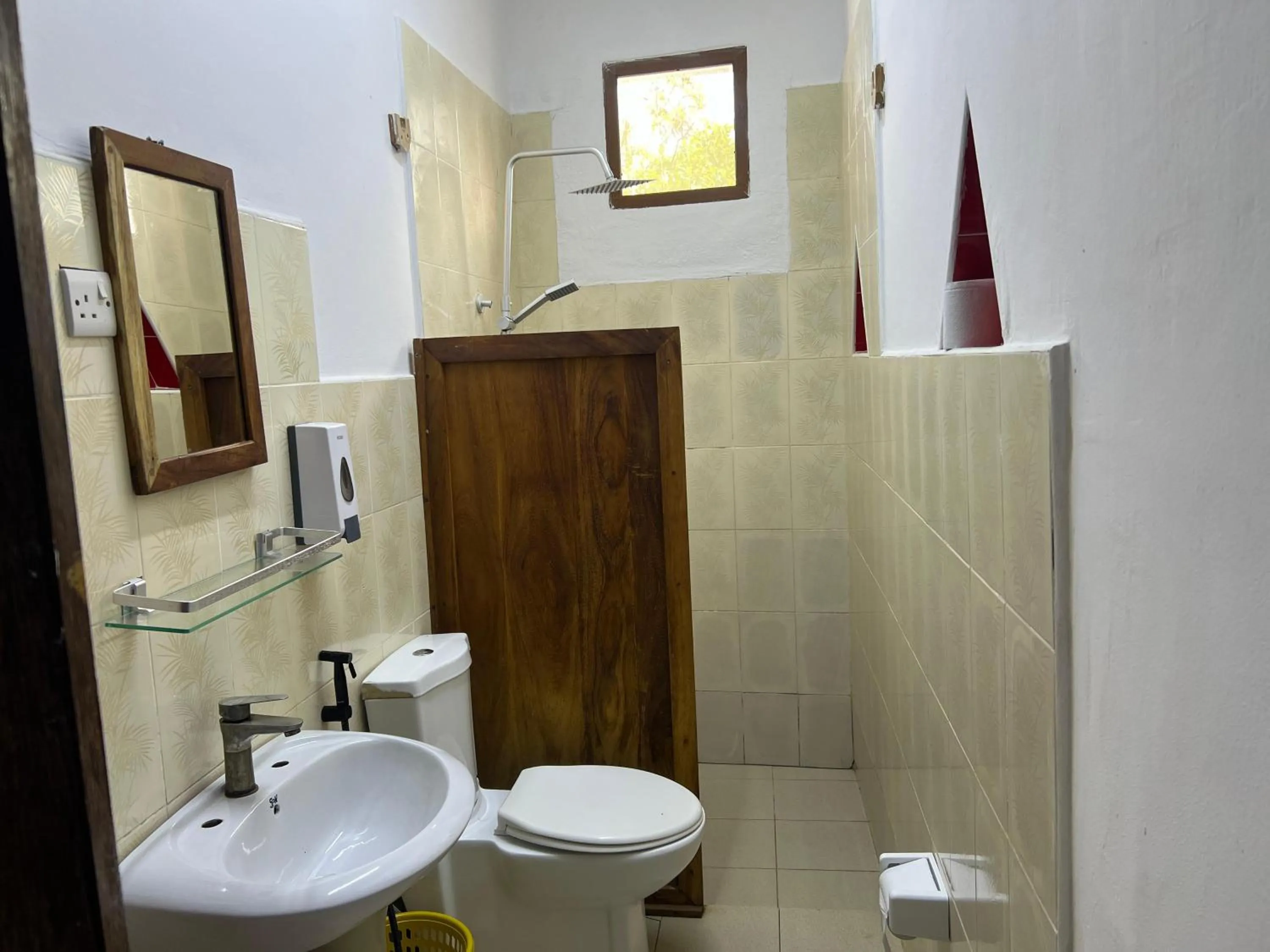 Toilet in Light of Zanzibar Hotel