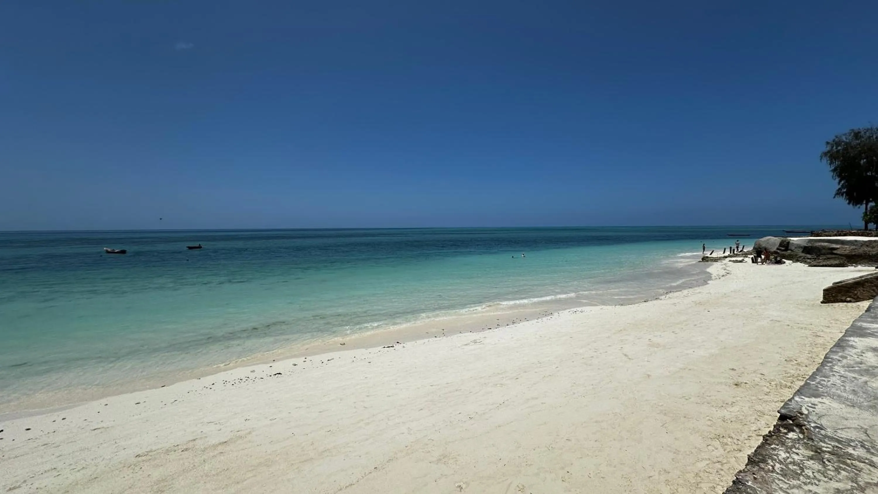 Day in Light of Zanzibar Hotel