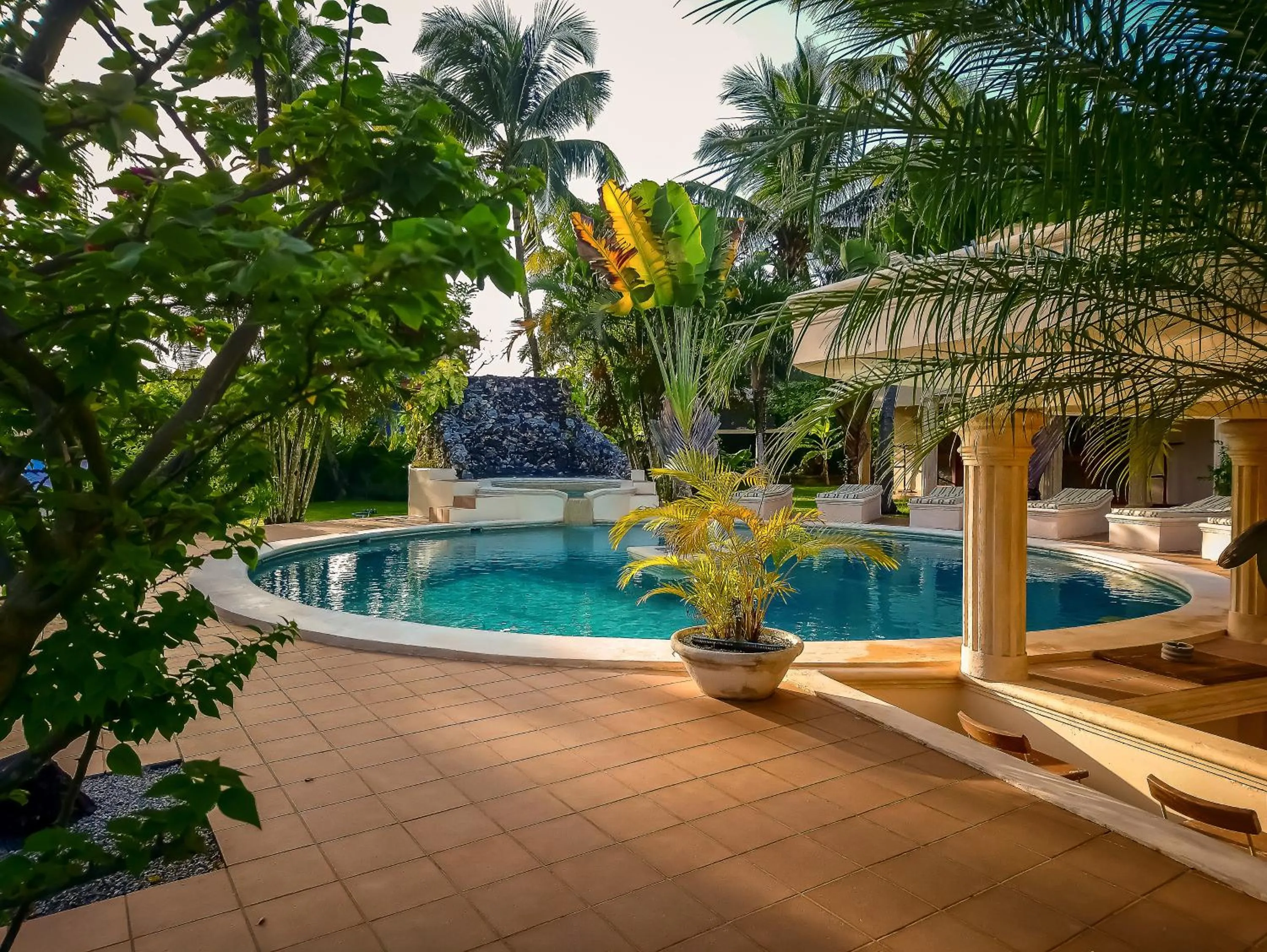 Pool view in Villa La Plantacion