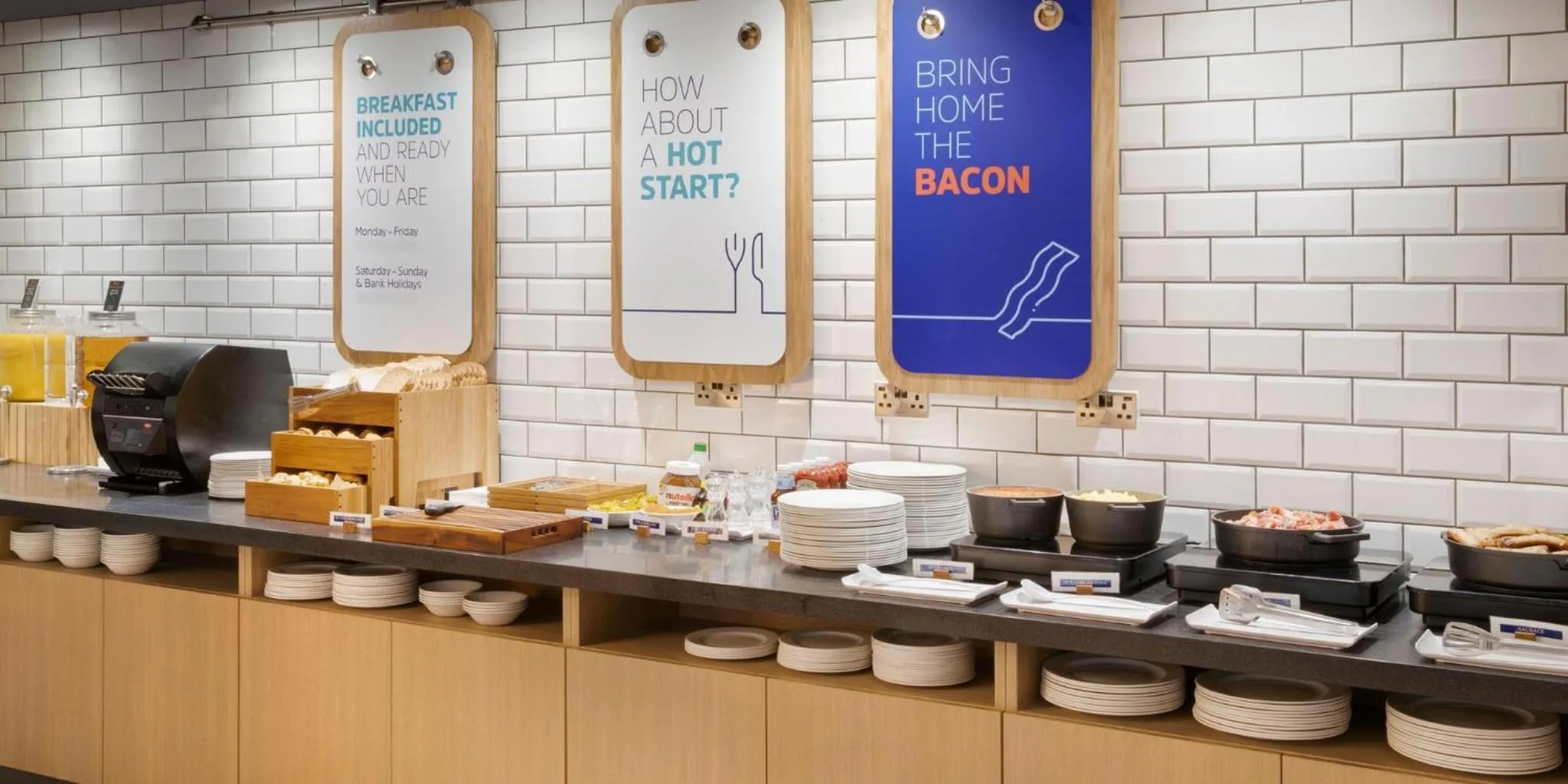 Breakfast in Holiday Inn Express Liverpool - Central by IHG