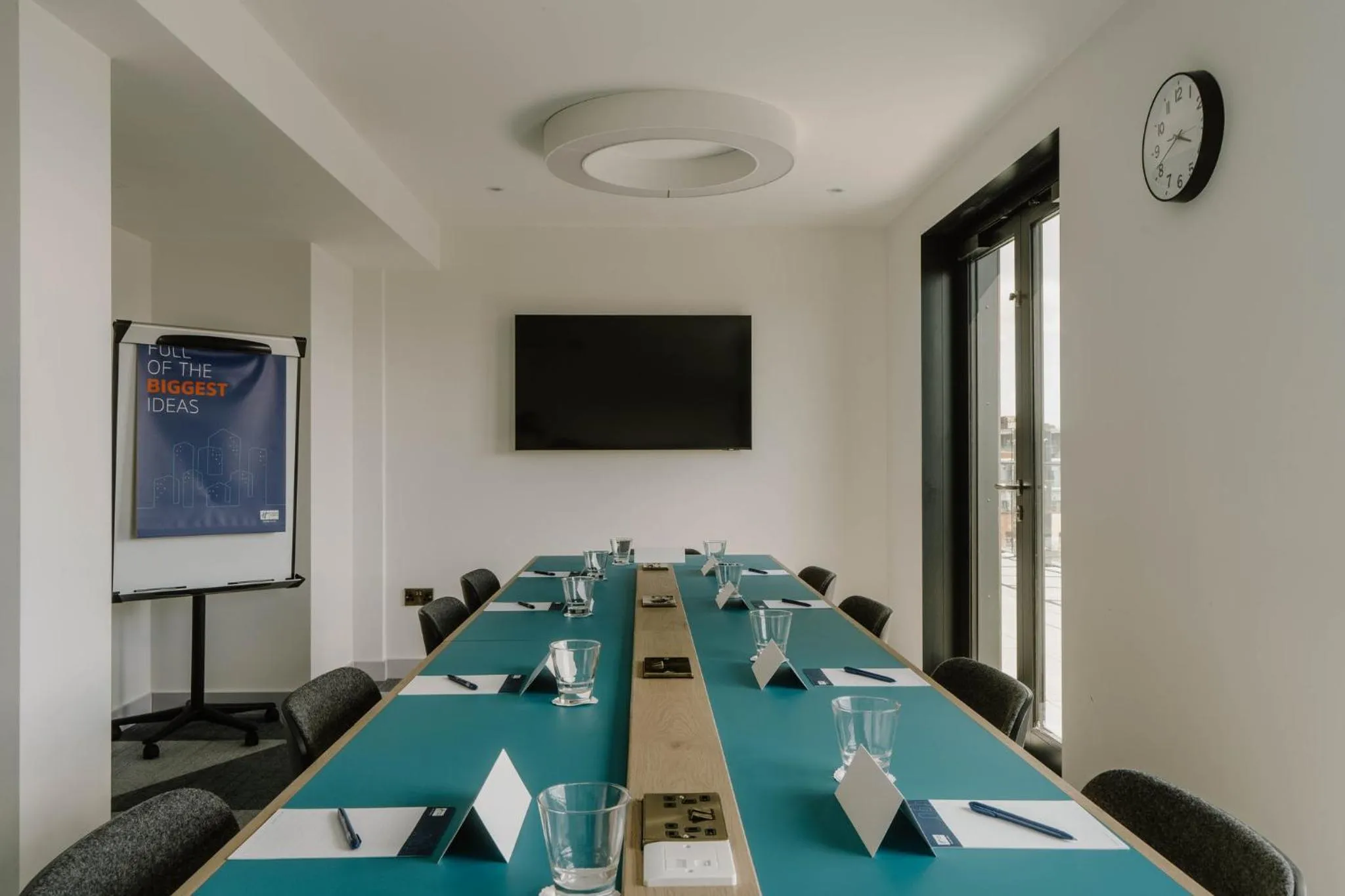 Meeting/conference room in Holiday Inn Express Liverpool - Central by IHG