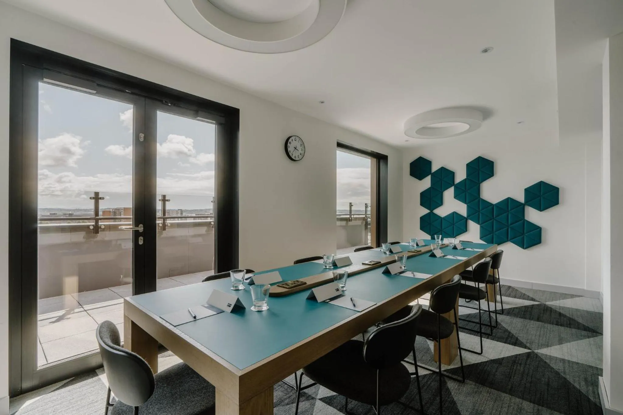 Meeting/conference room in Holiday Inn Express Liverpool - Central by IHG