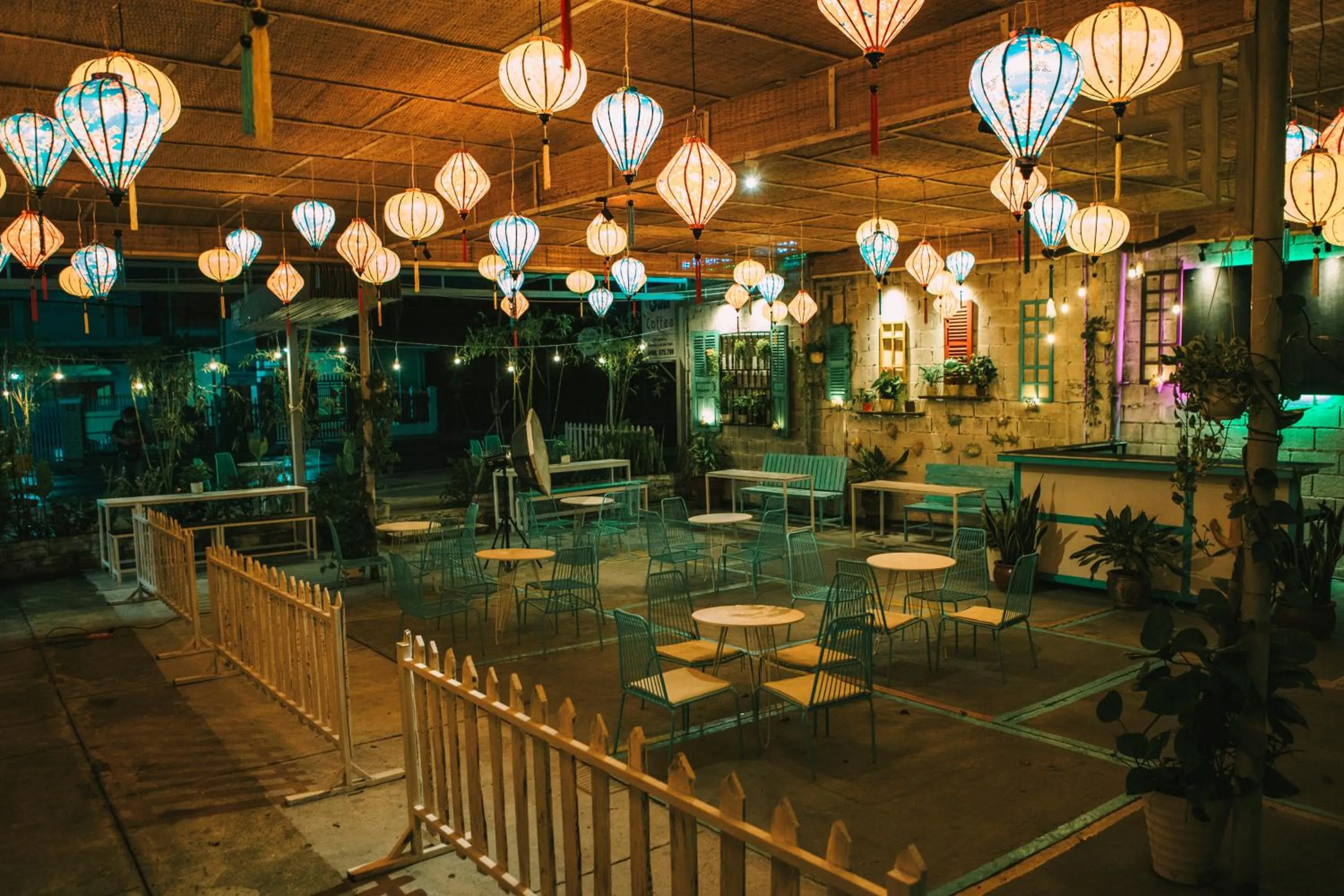 Restaurant/places to eat in Đại Dương La Gi Homestay & Coffee