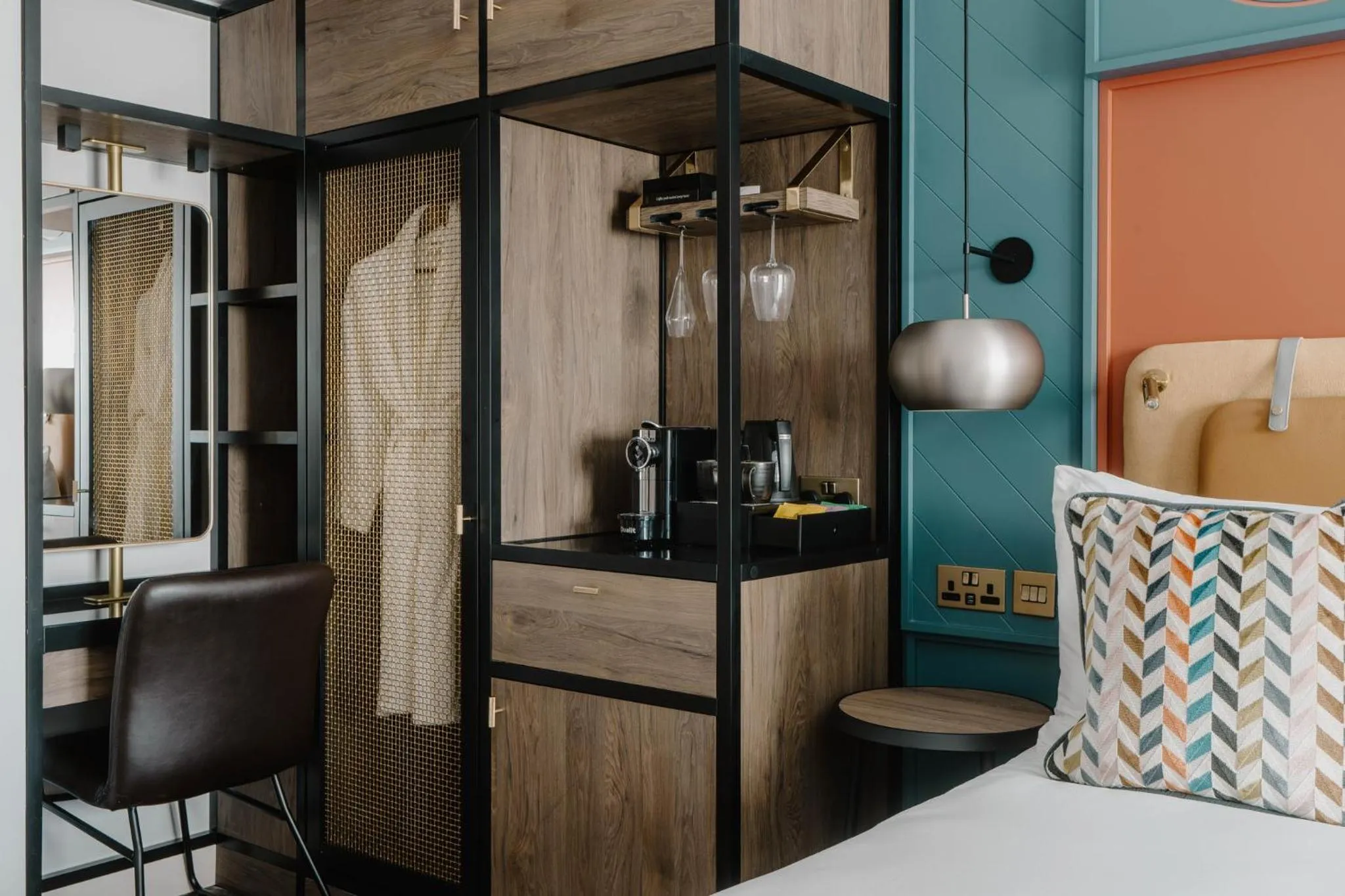 Photo of the whole room, Bed in The Halyard Liverpool, Vignette Collection by IHG