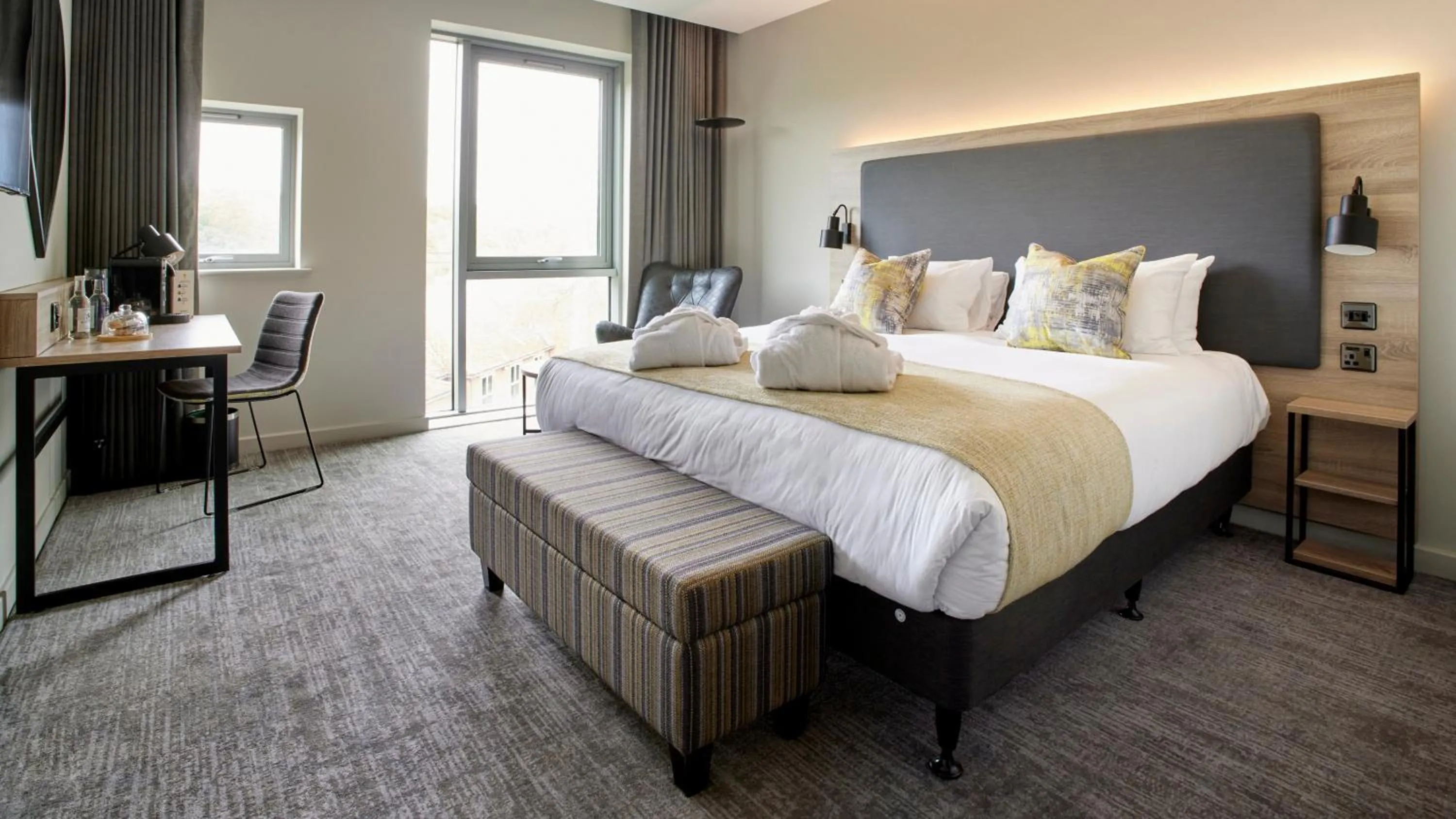 Bedroom, Bed in Tŷ Newport