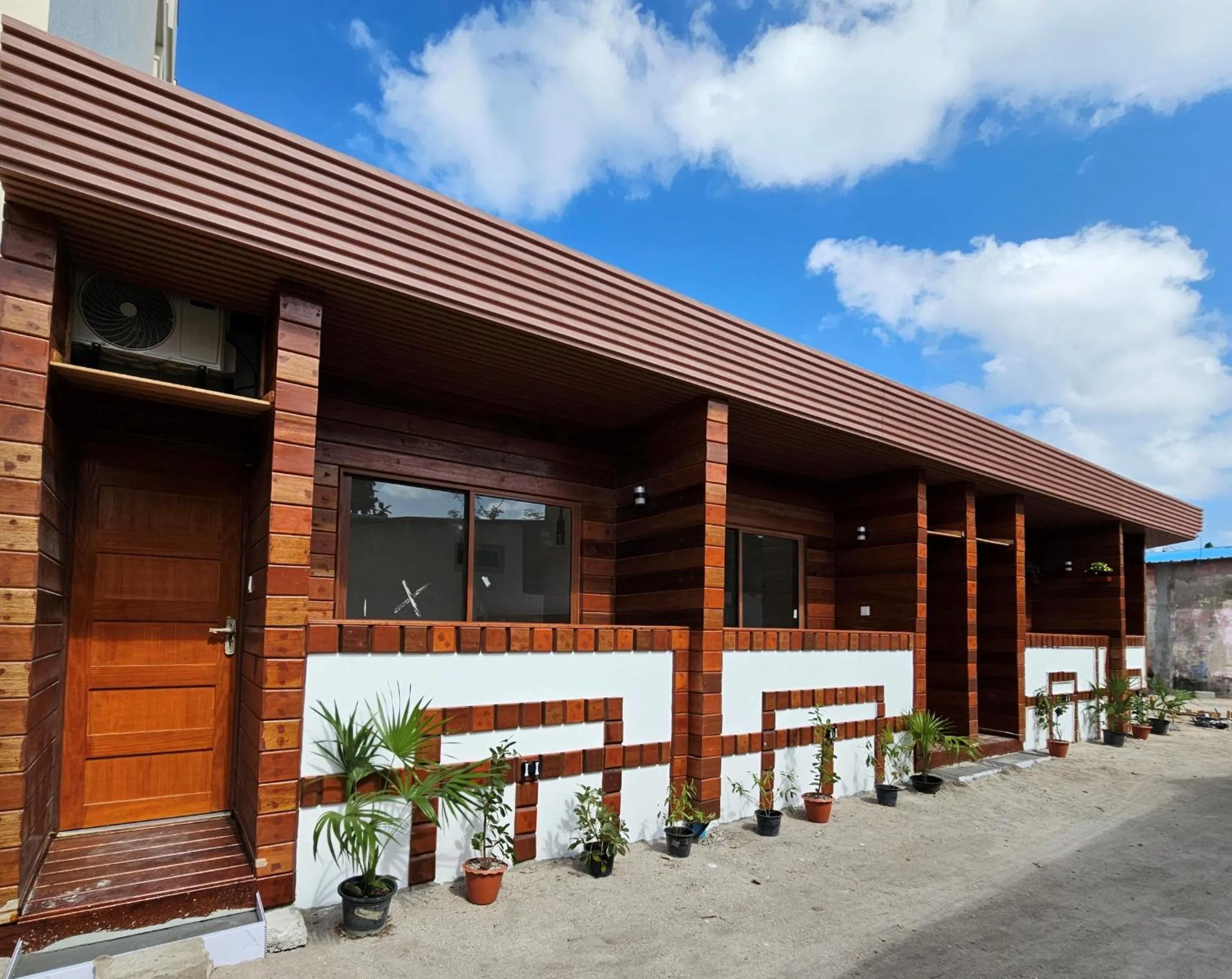 Property building in Batuta Maldives Inn