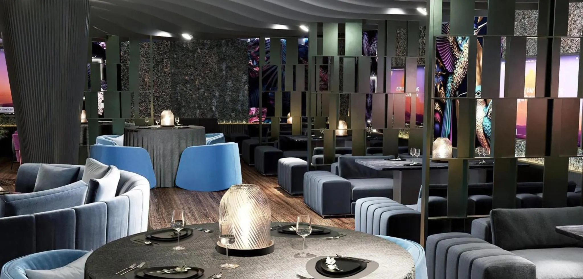 Lounge or bar in Crowne Plaza Tashkent, an IHG Hotel