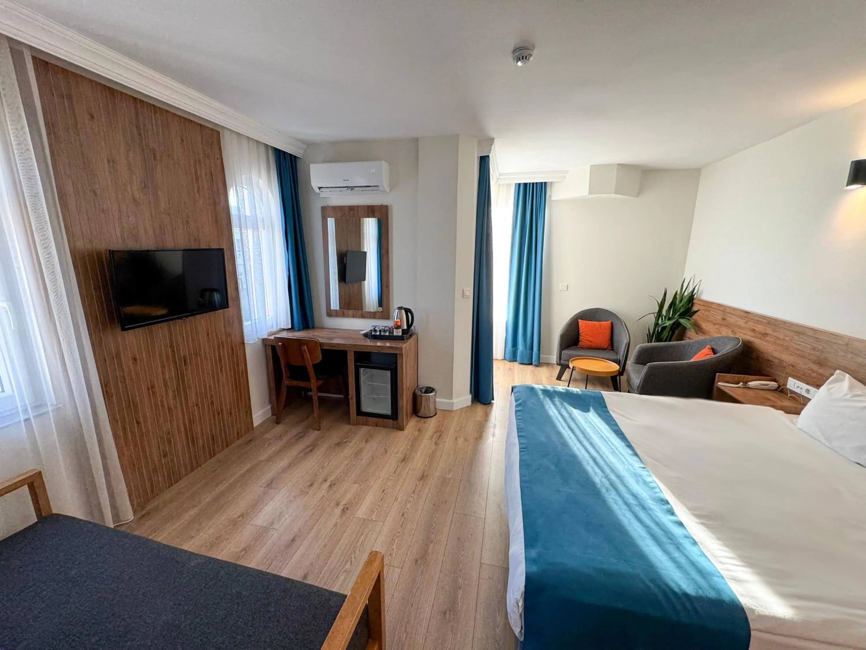 Bed in Premier Inn City Antalya