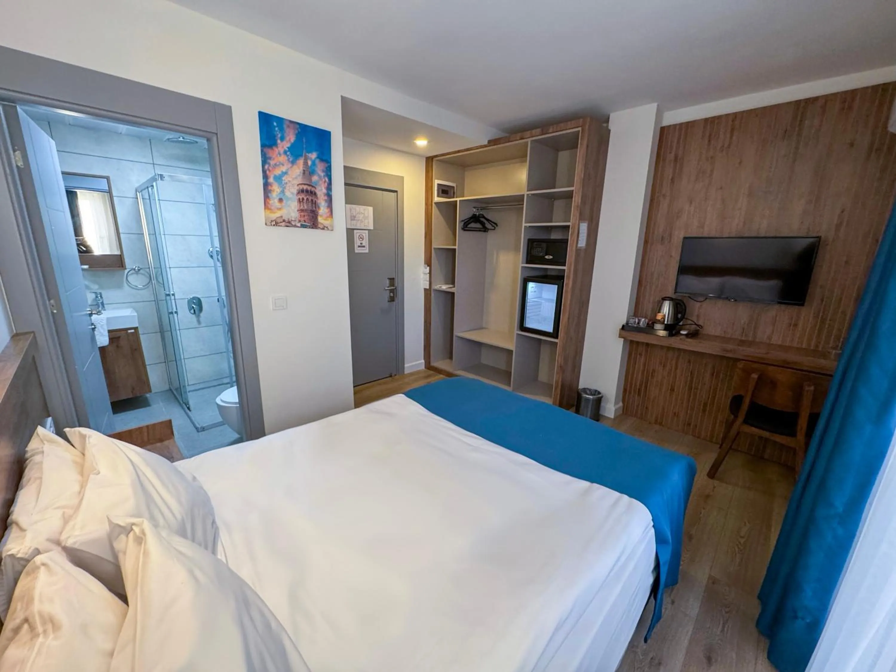 Bed in Premier Inn City Antalya