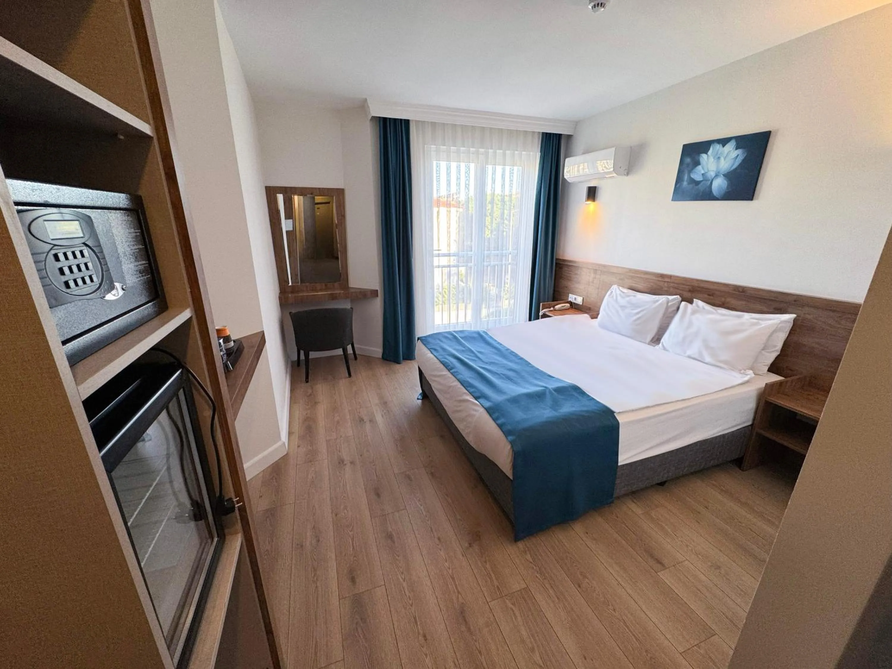 Bed in Premier Inn City Antalya