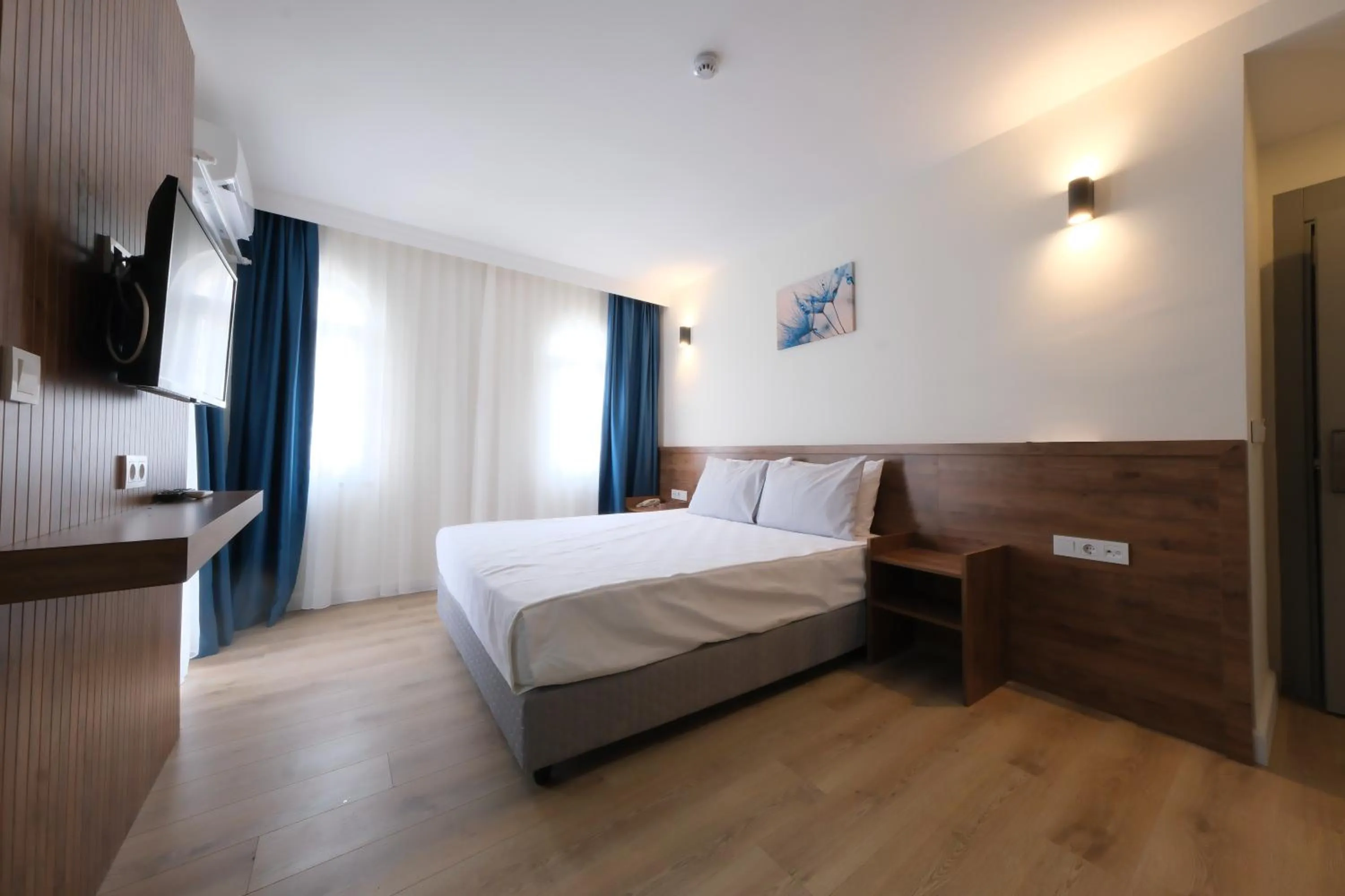 Bed in Premier Inn City Antalya