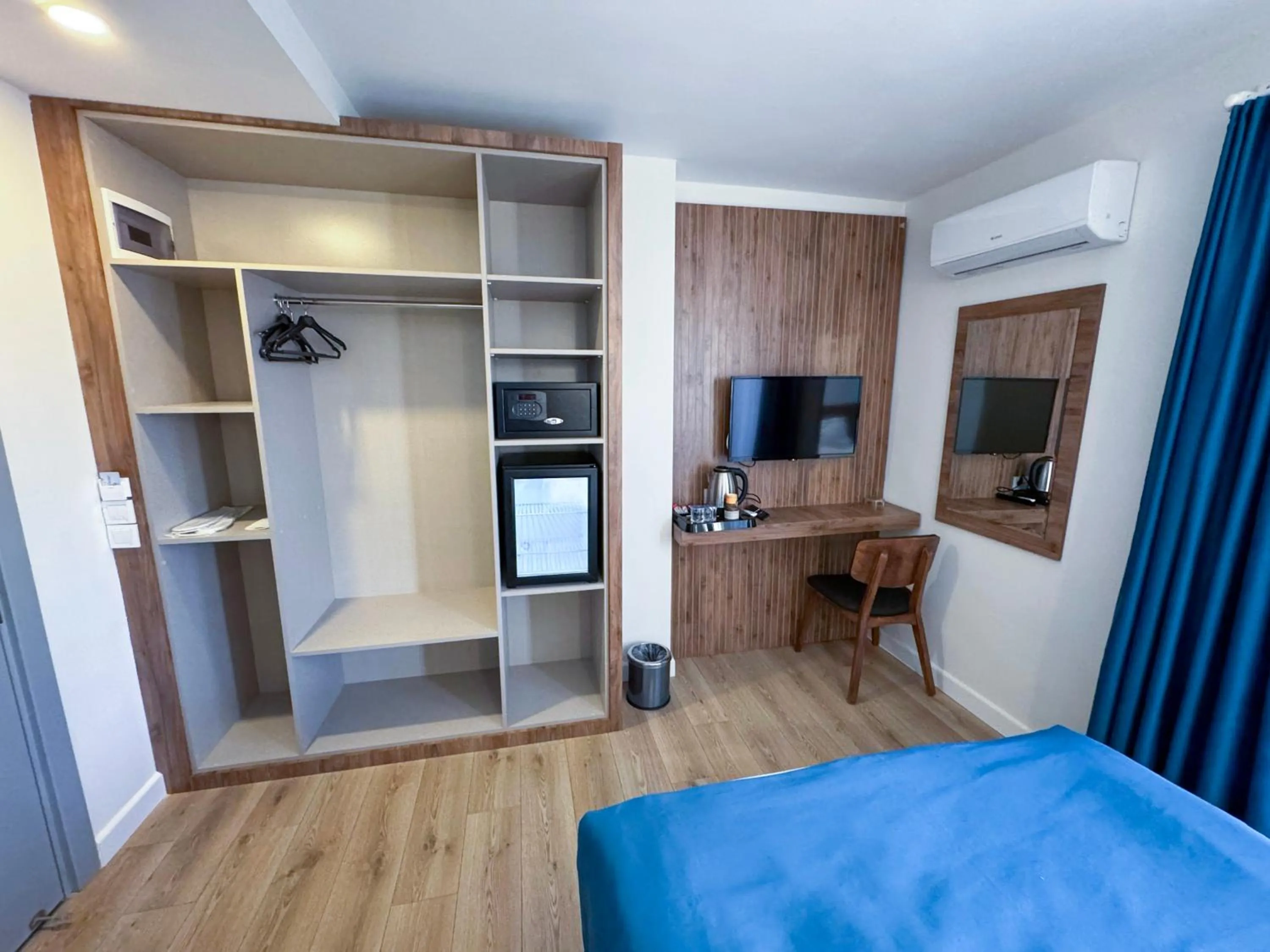 Bed in Premier Inn City Antalya